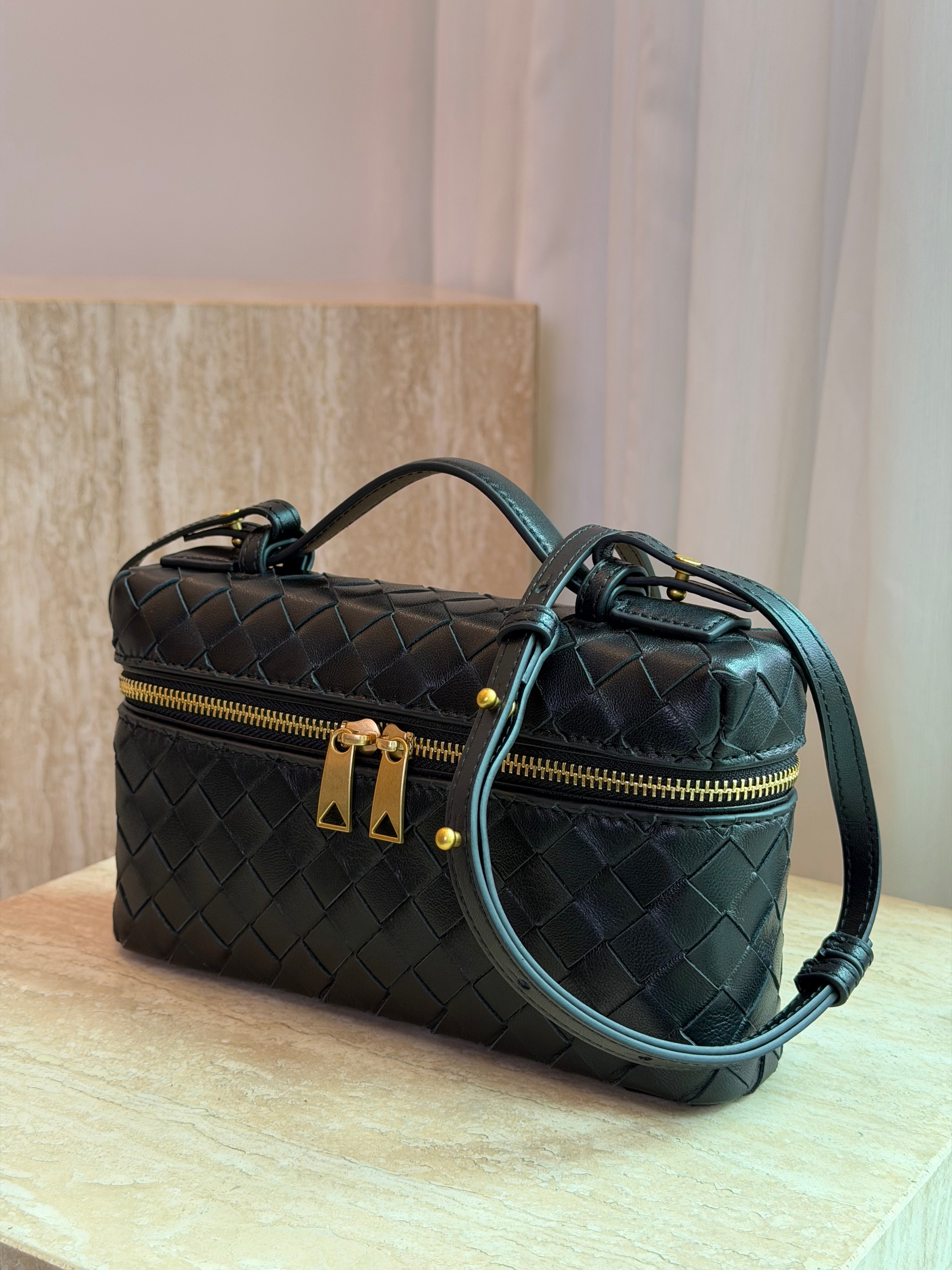 Mckenzie Vanity Case