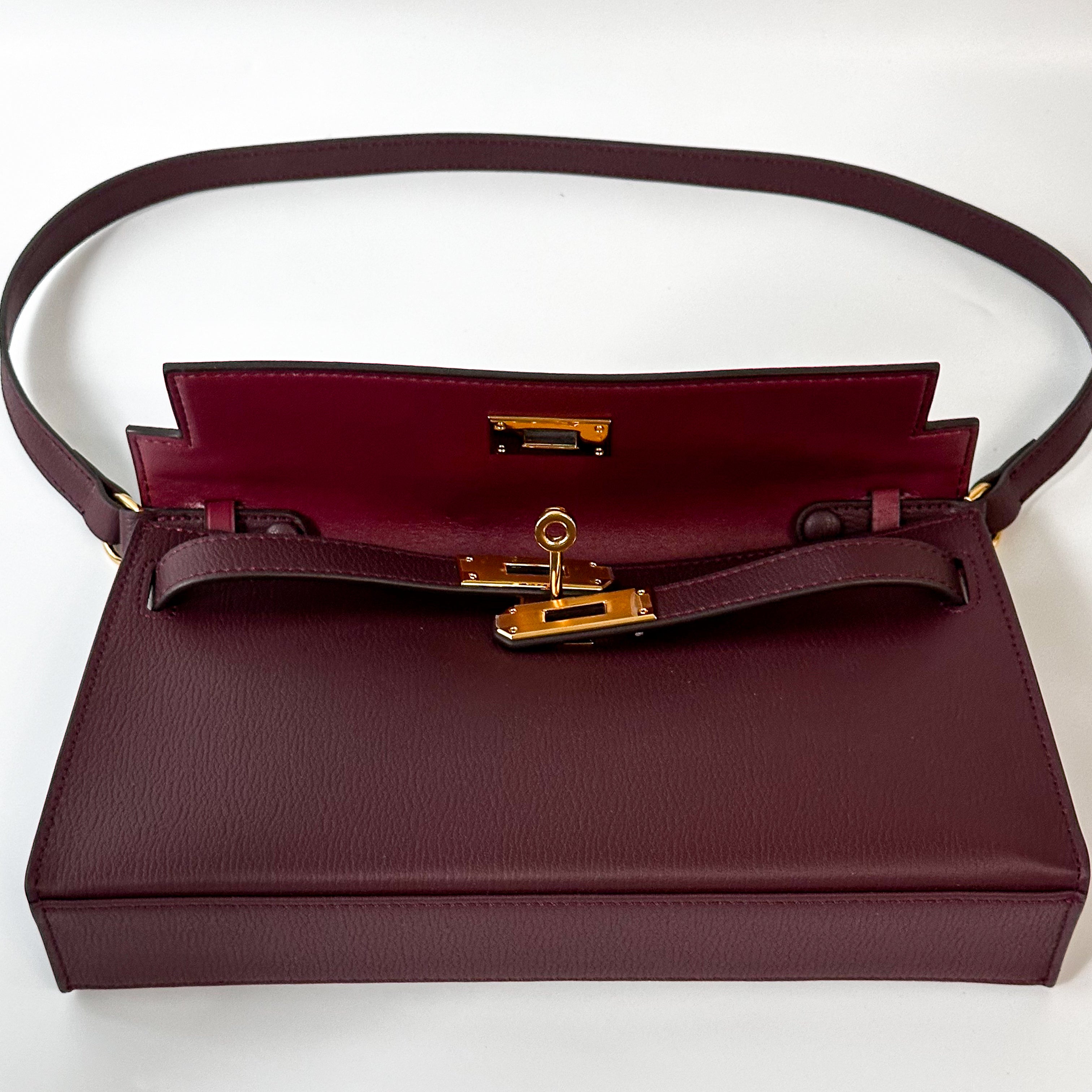 Grace Pouchette Plus