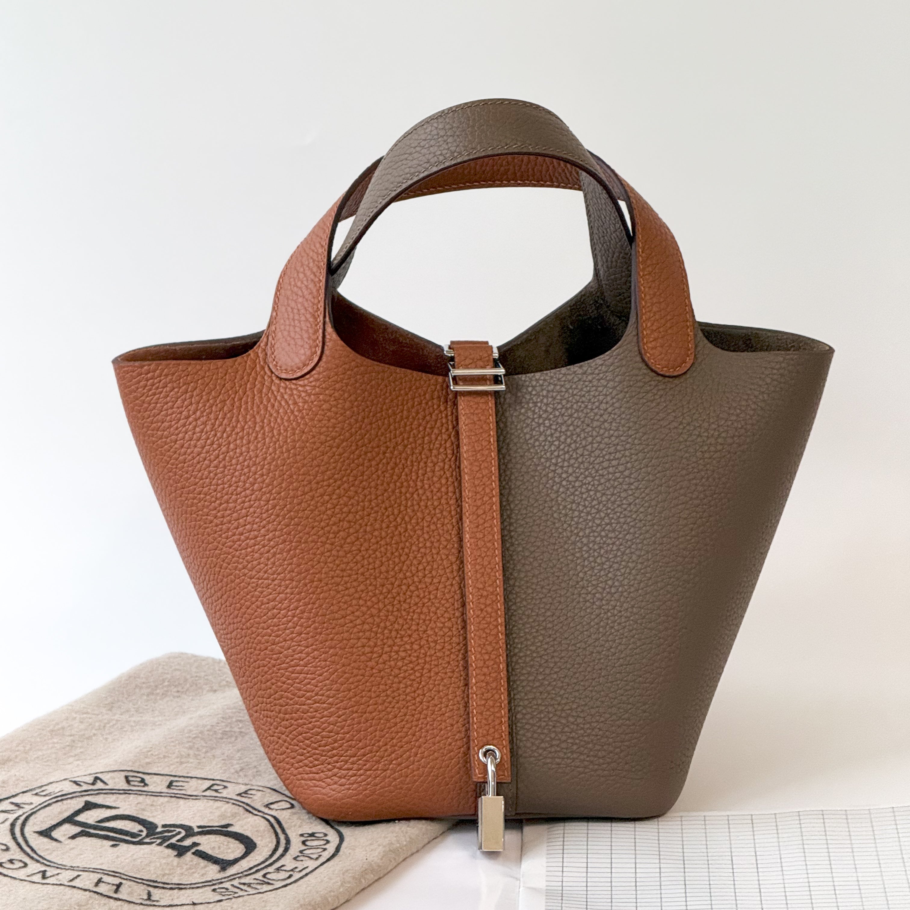 Elisabetta Slouch Bag Handstitched 18/22cm