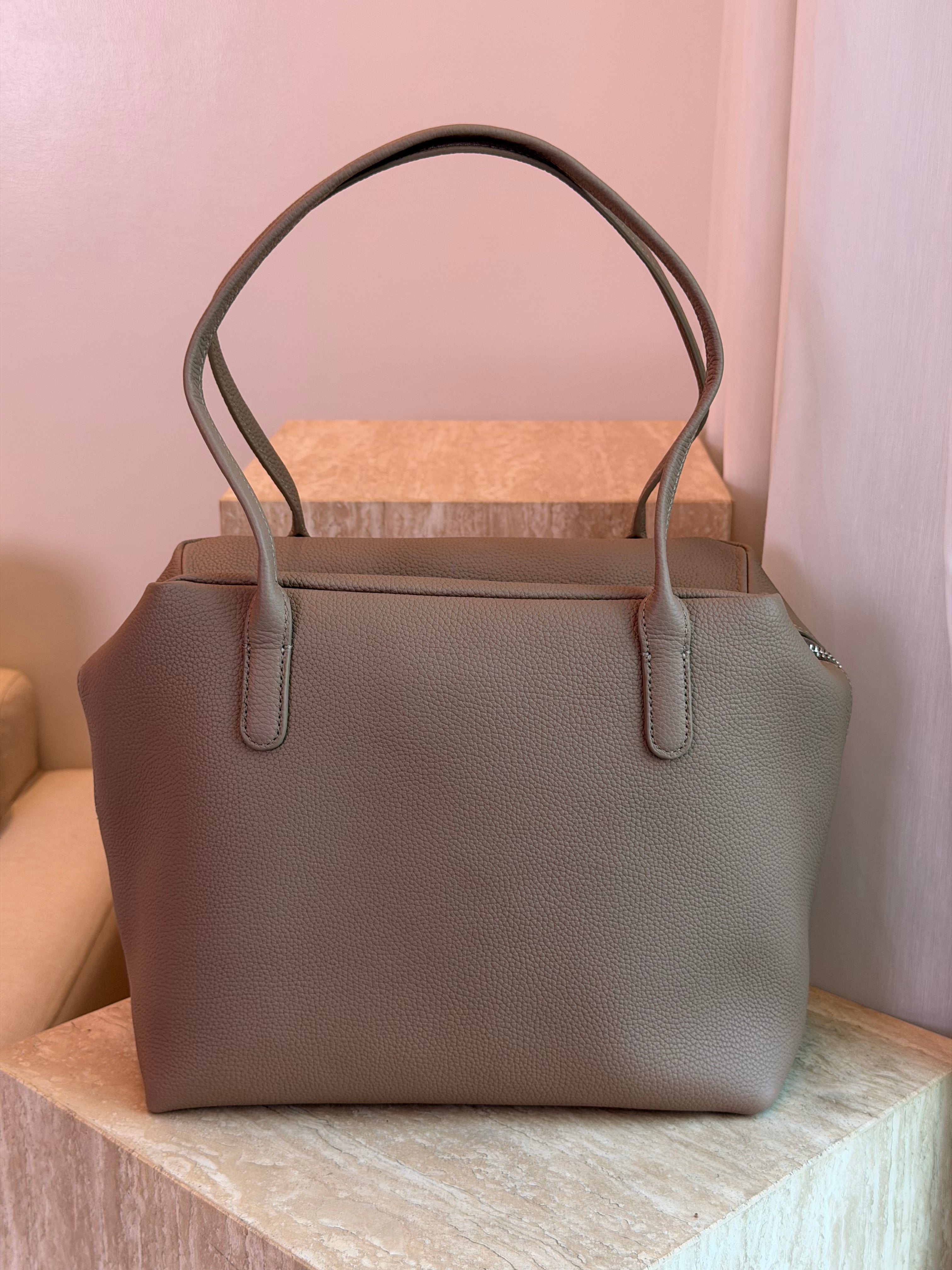Bern Shoulder Bag