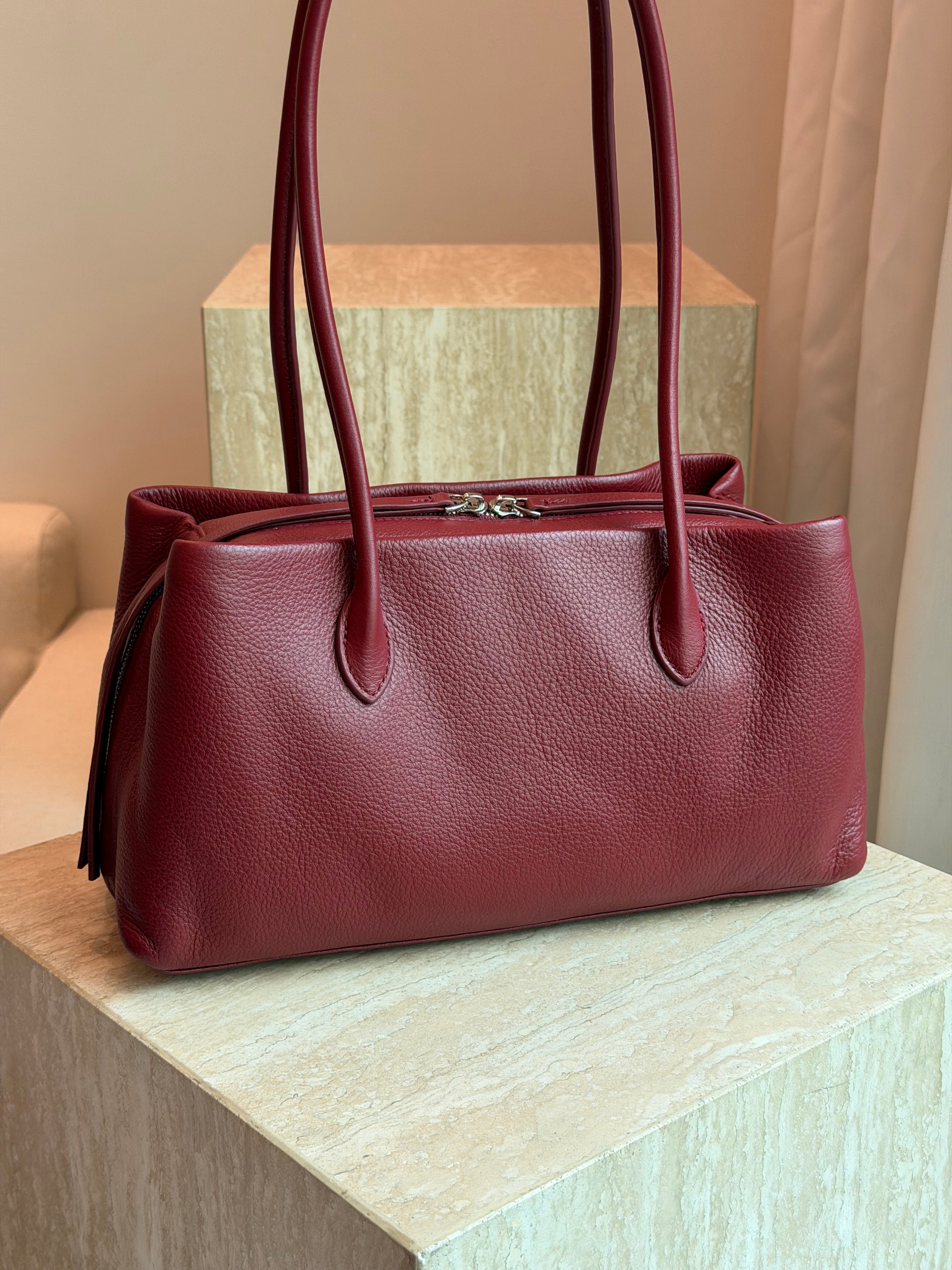 The London Tote — Handcrafted Italian Full-Grain Leather Bag