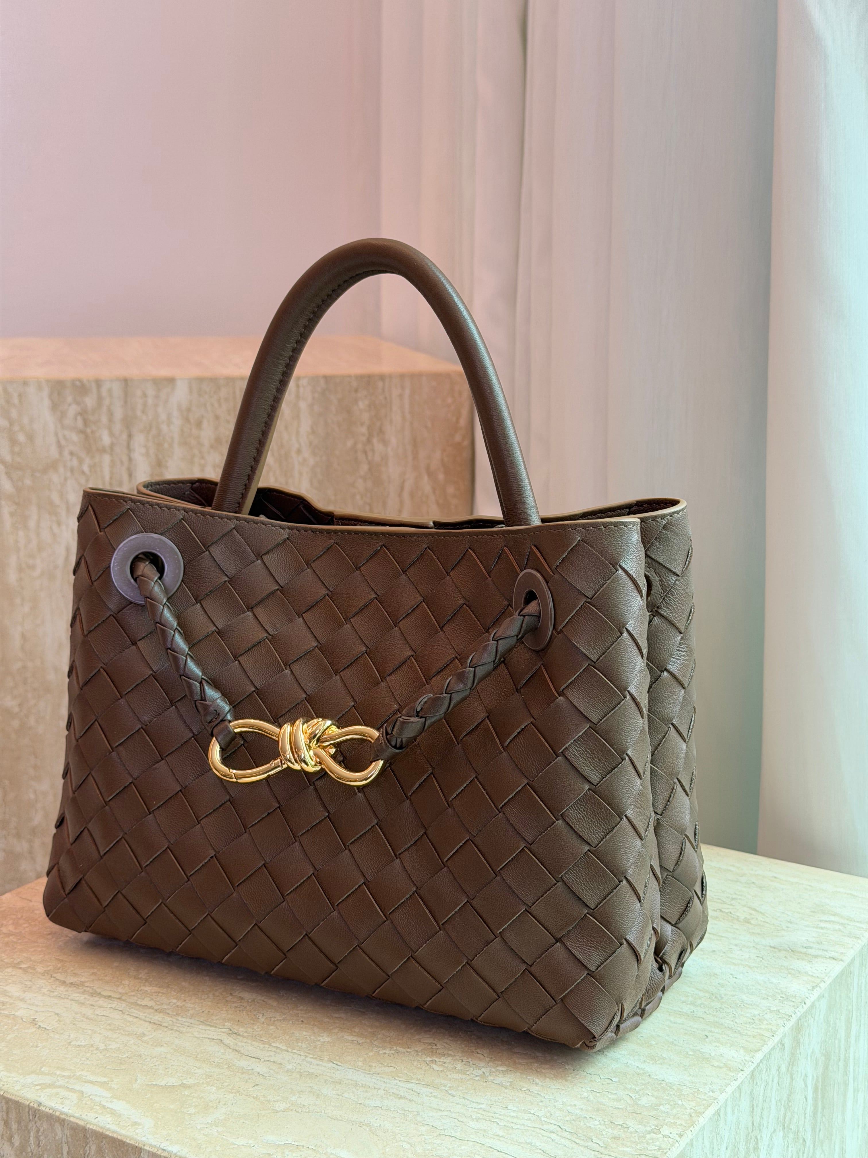 McKenzie Handwoven Bow Bag