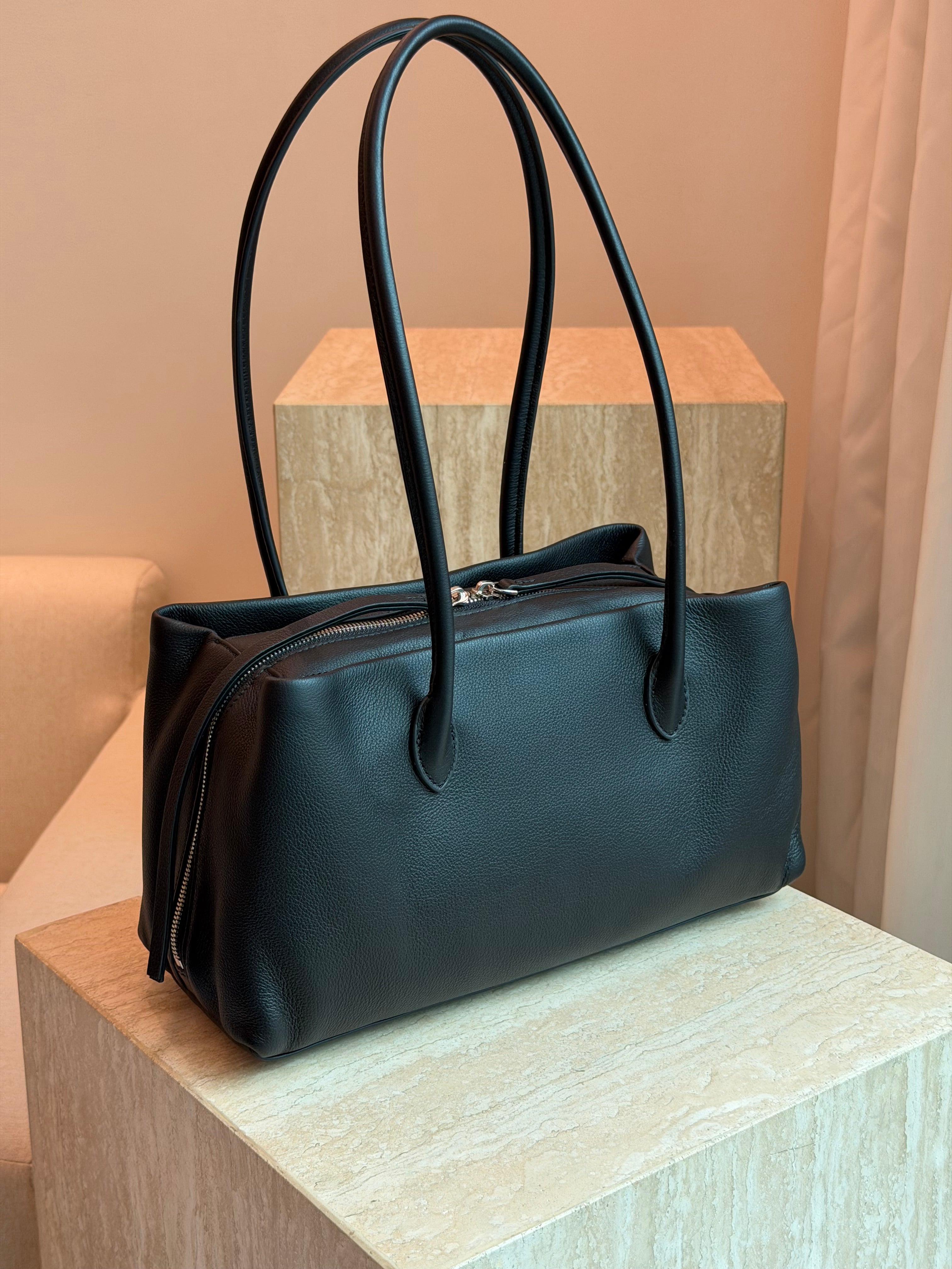 The London Tote — Handcrafted Italian Full-Grain Leather Bag