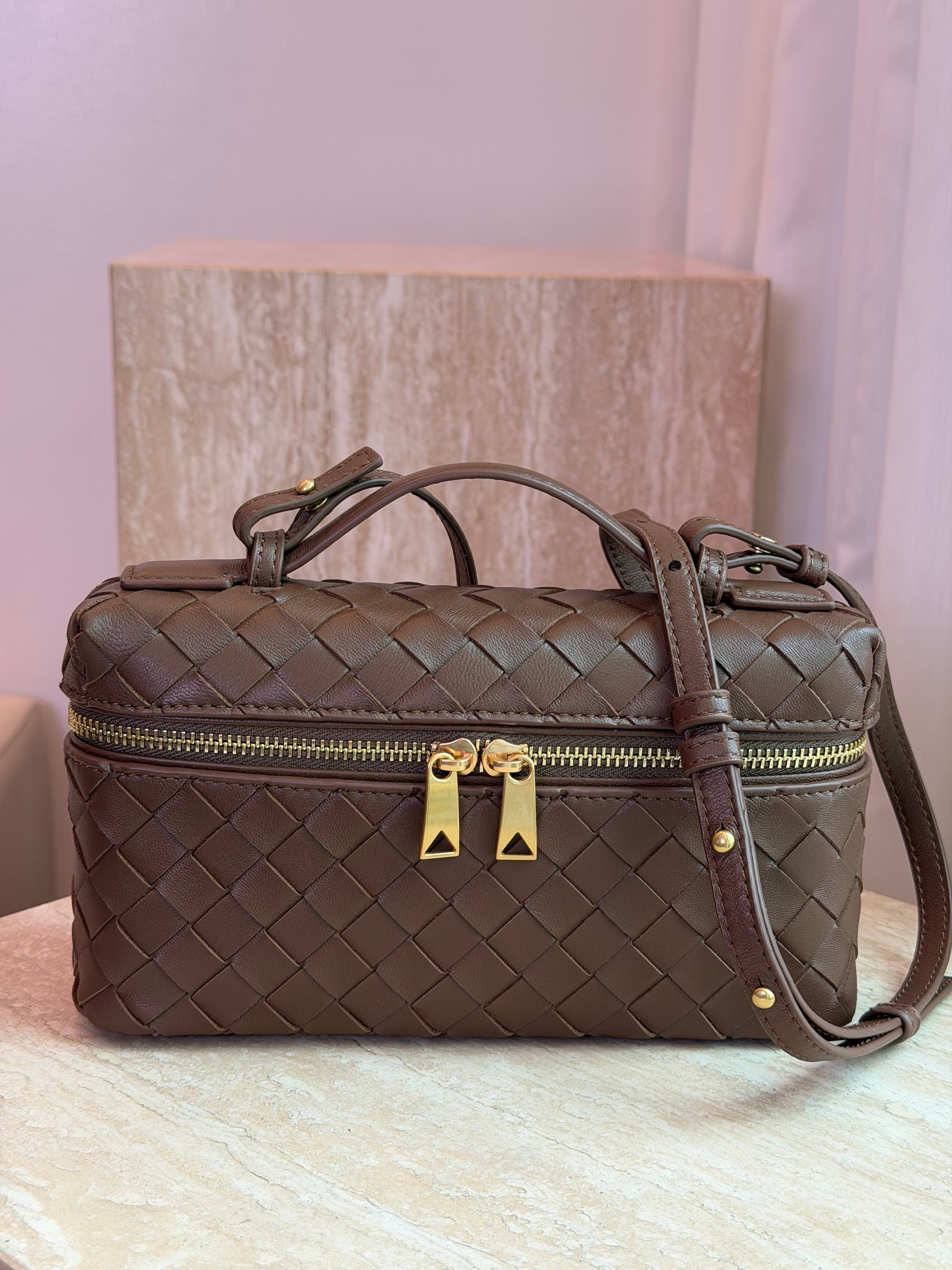Mckenzie Vanity Case