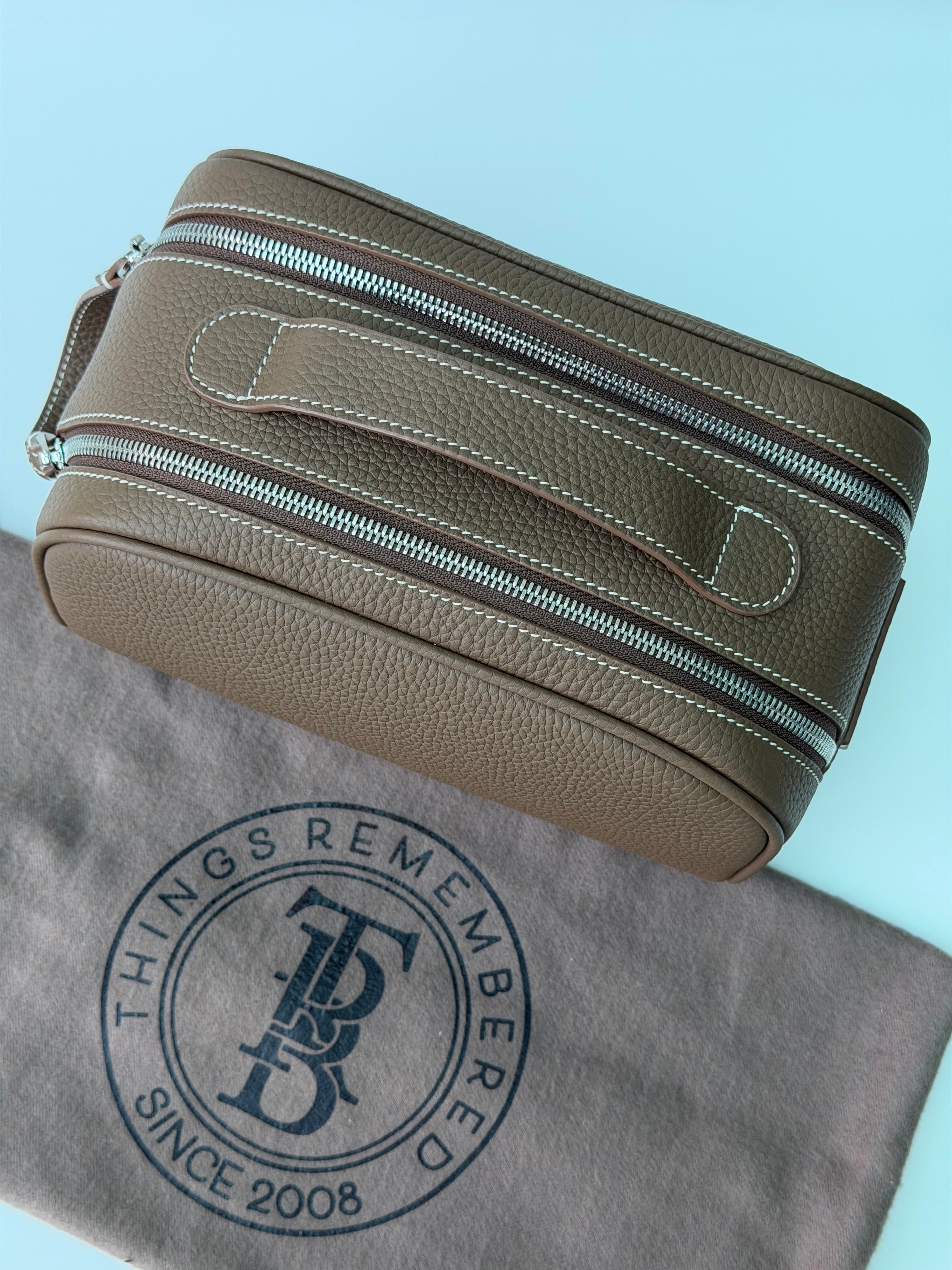 Essential Classic Wash Bag