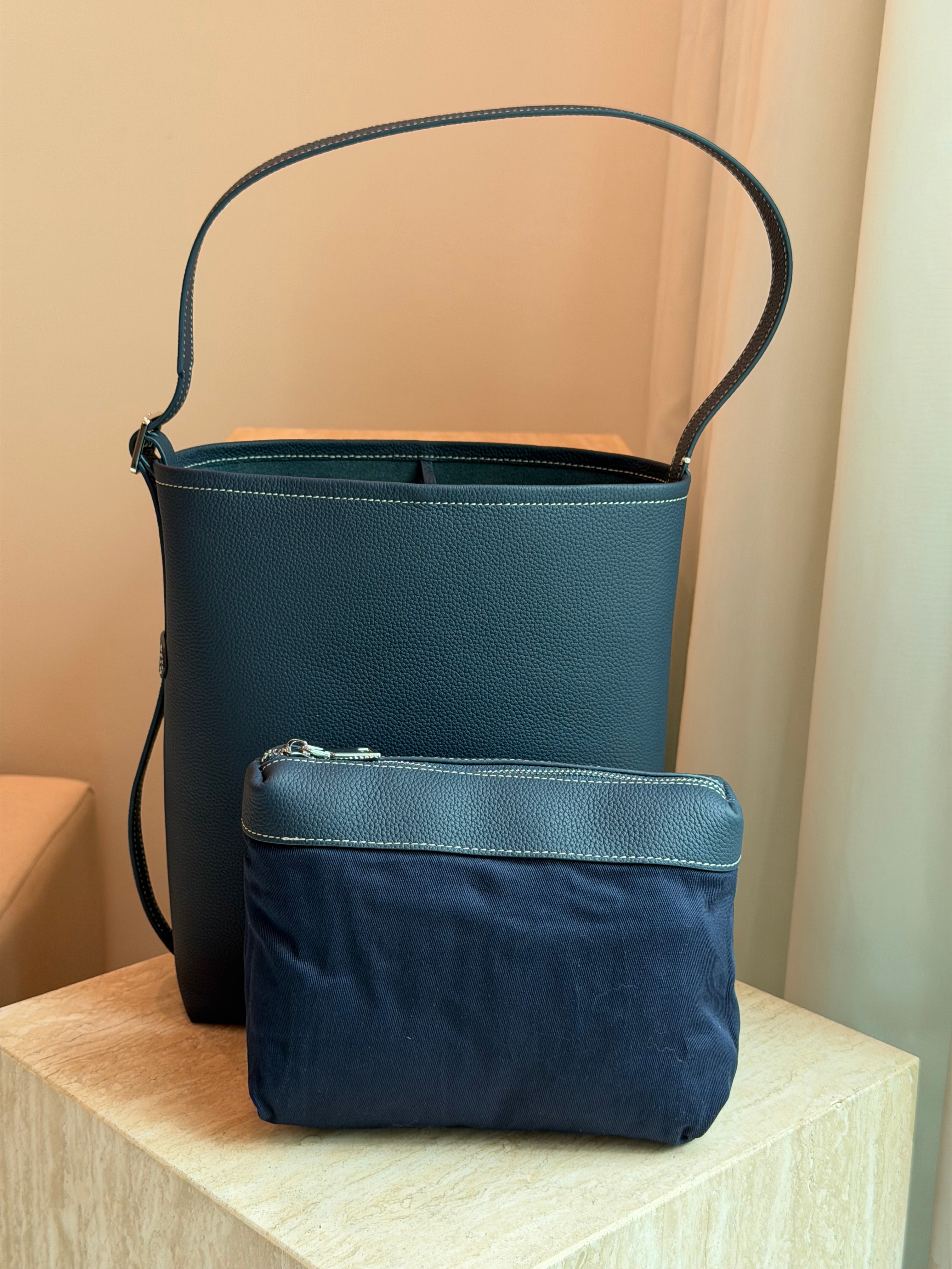 Carmina Bucket Bag