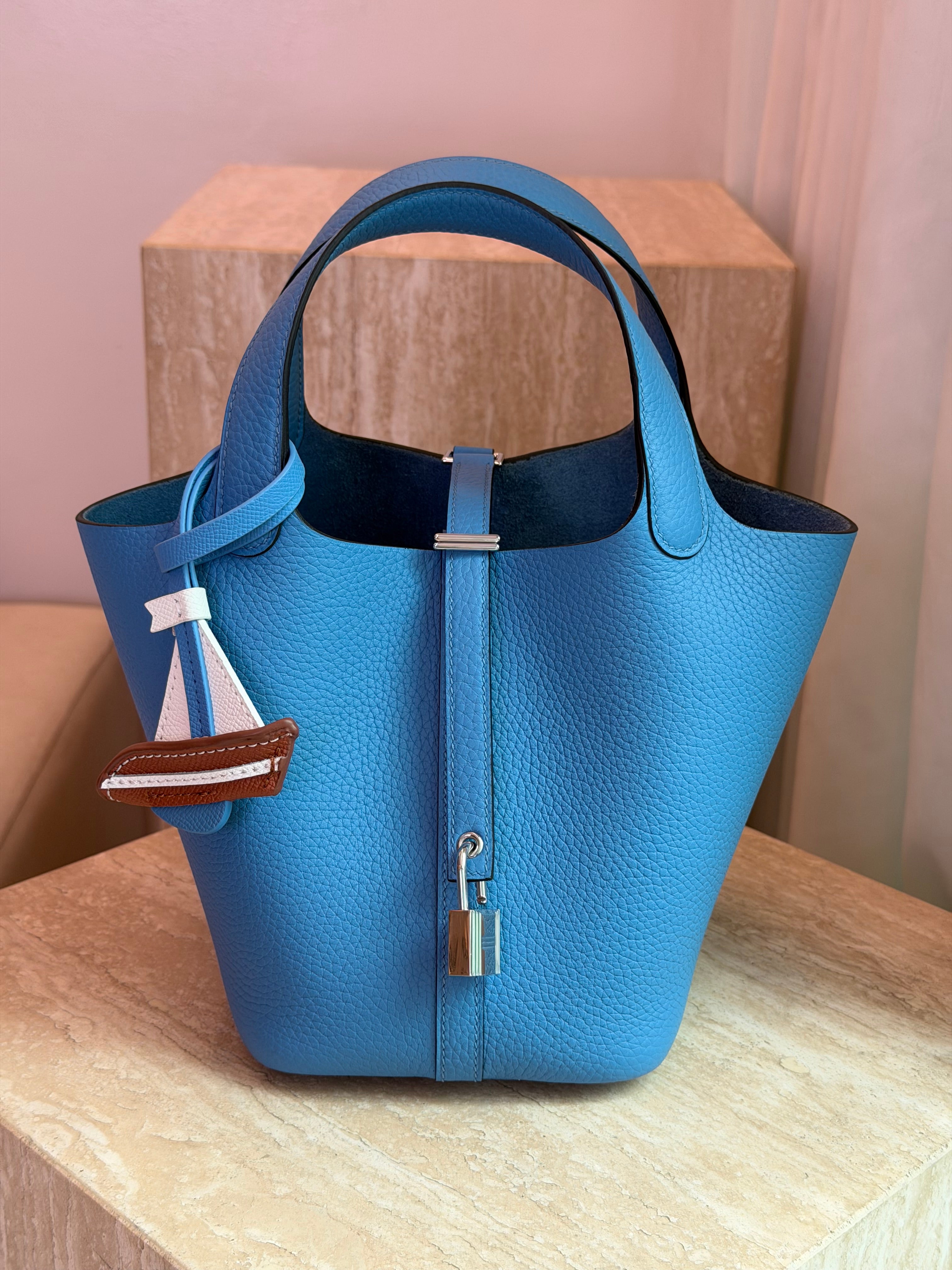 Elisabetta Slouch Bag Handstitched 18/22cm