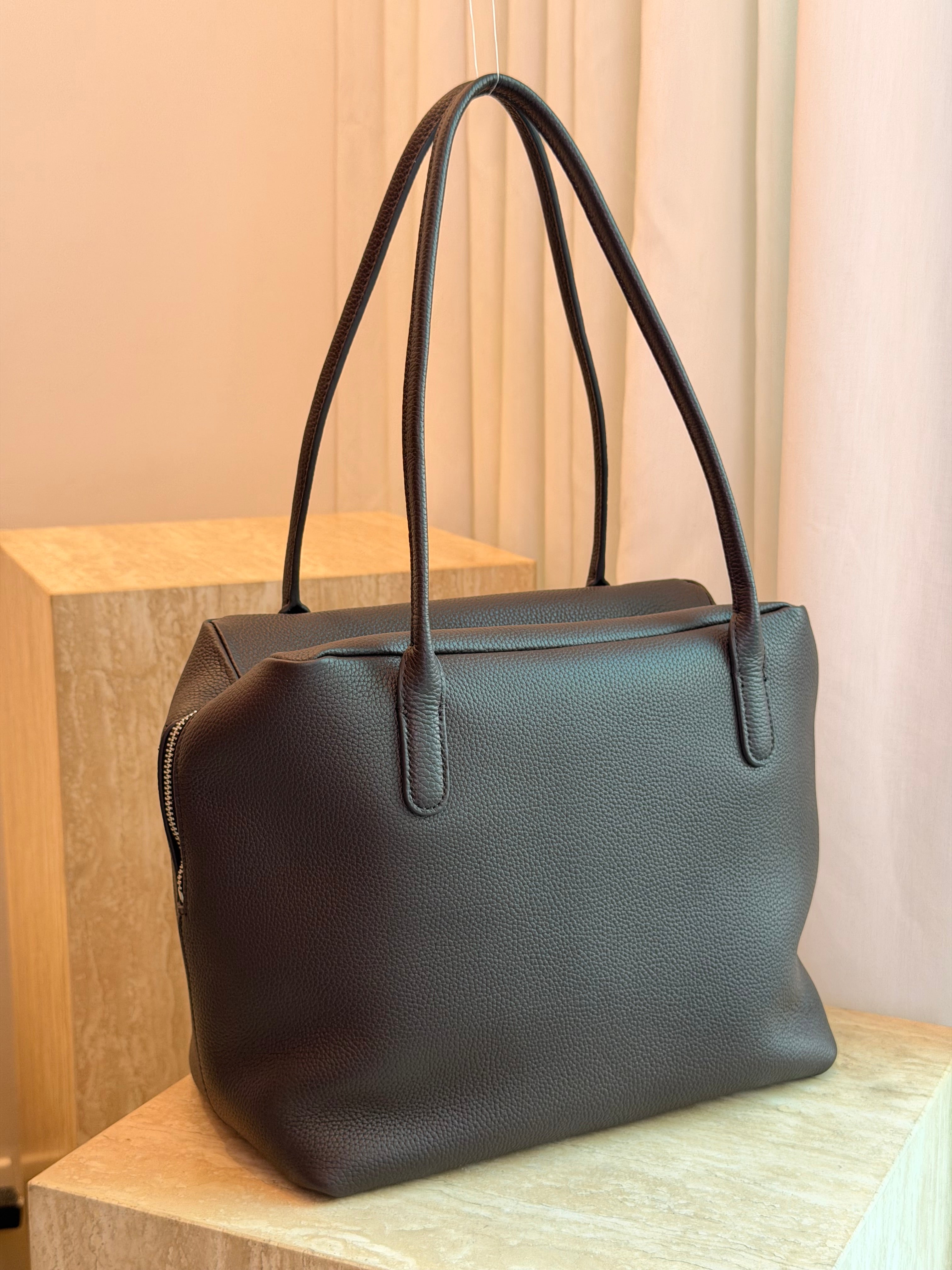Bern Shoulder Bag