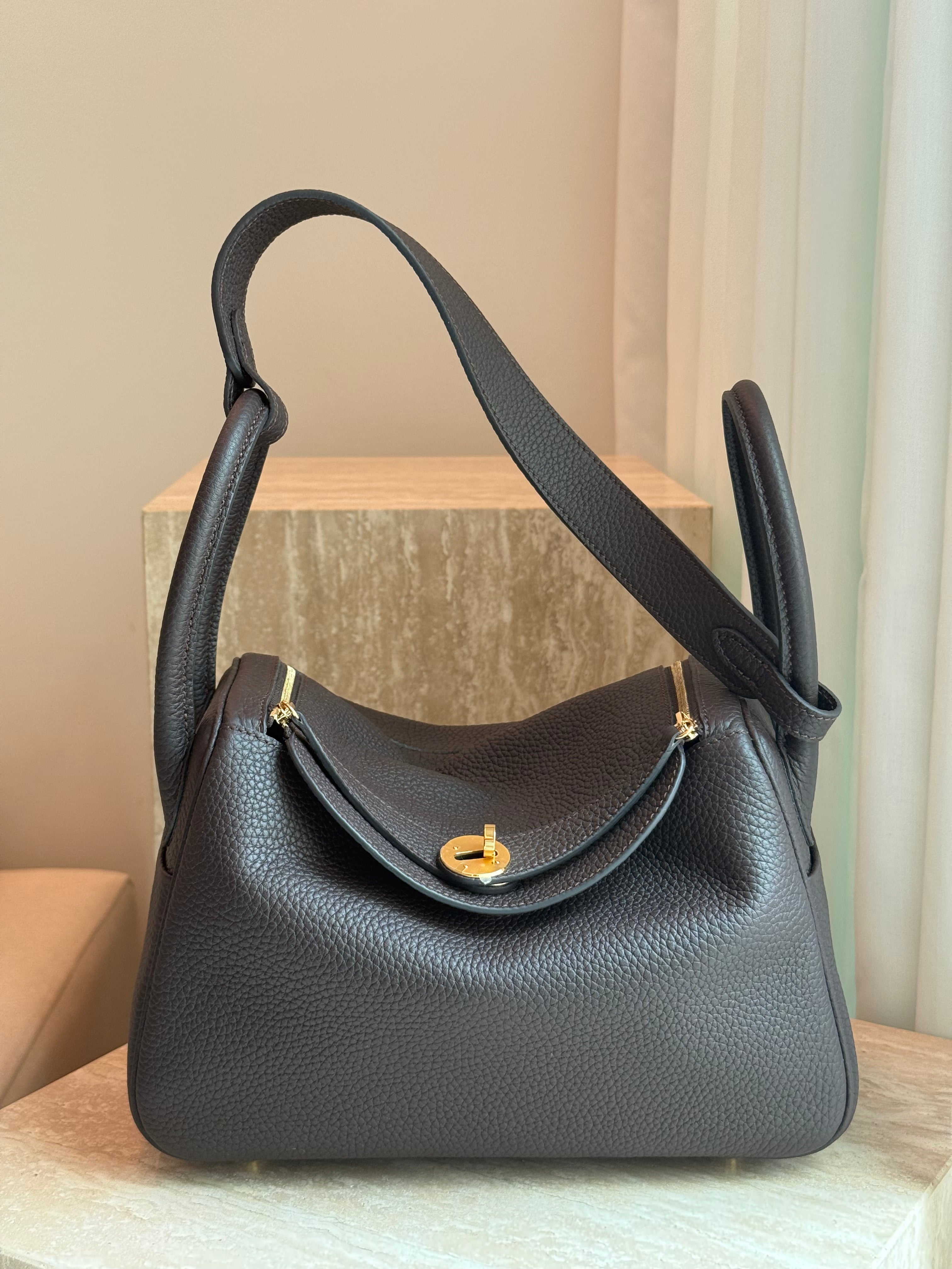 Madison Premium Leather Tote Medium