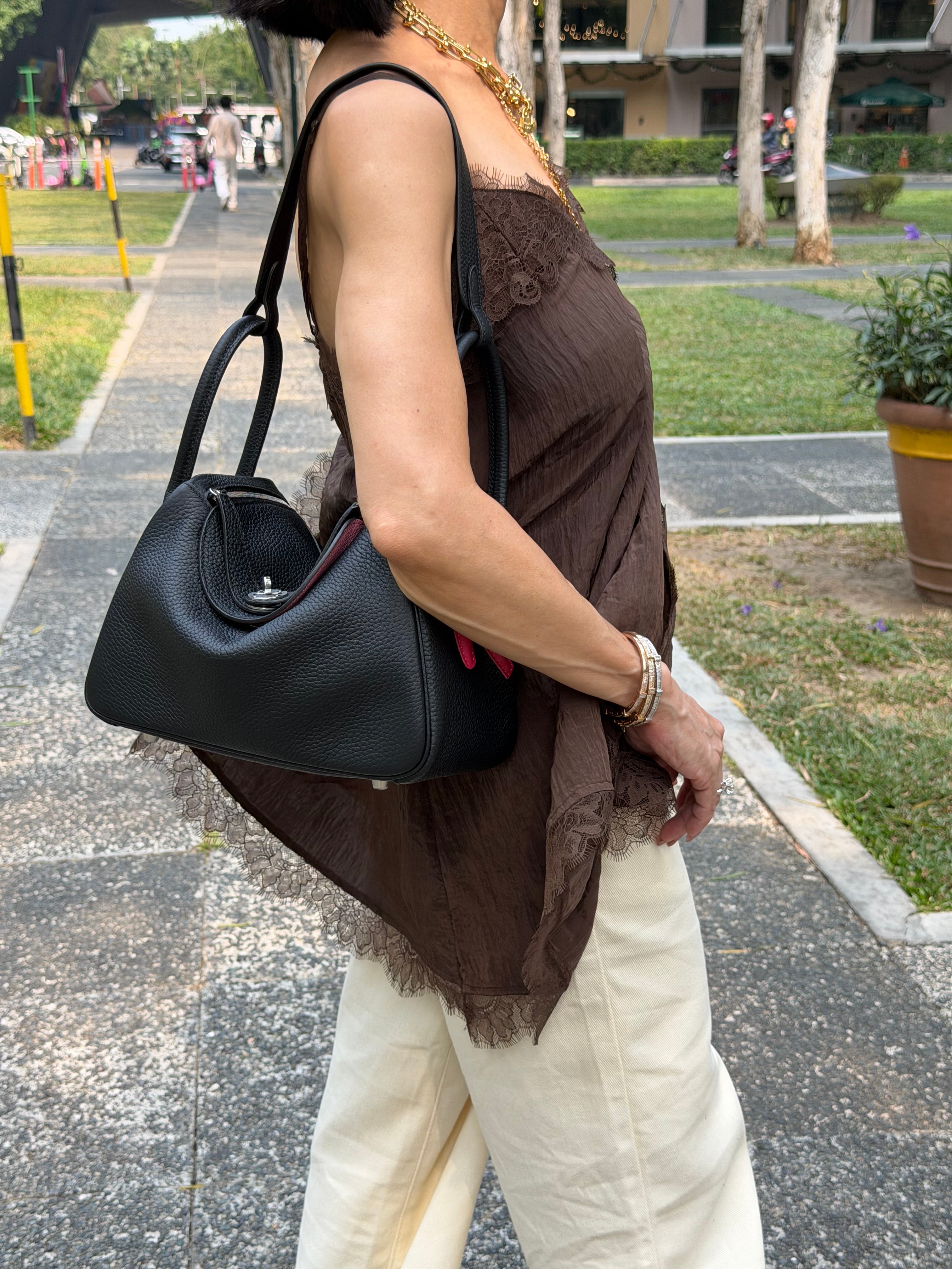 Madison Premium Leather Tote Medium
