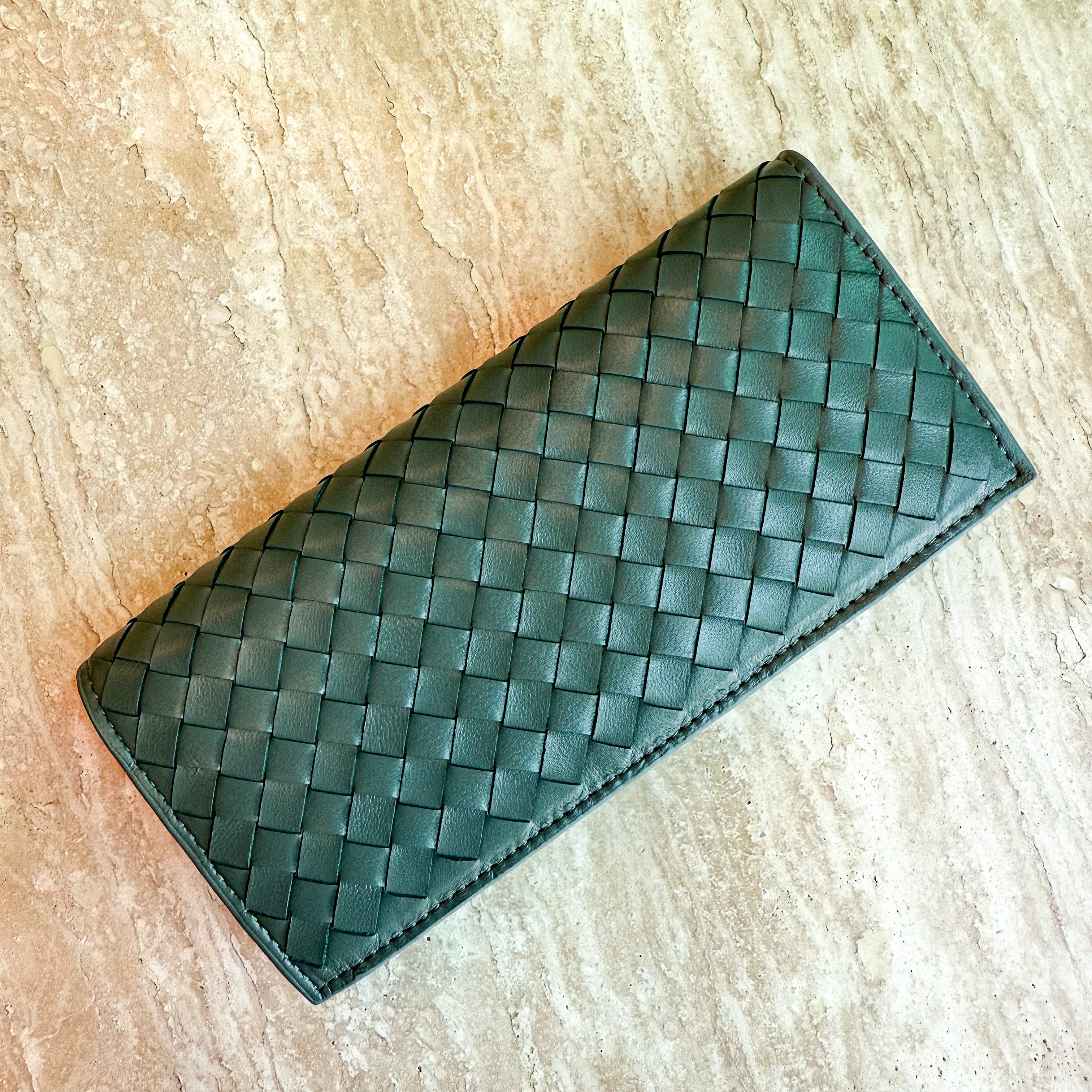 Mckenzie 8-11 Card Billfold Wallet