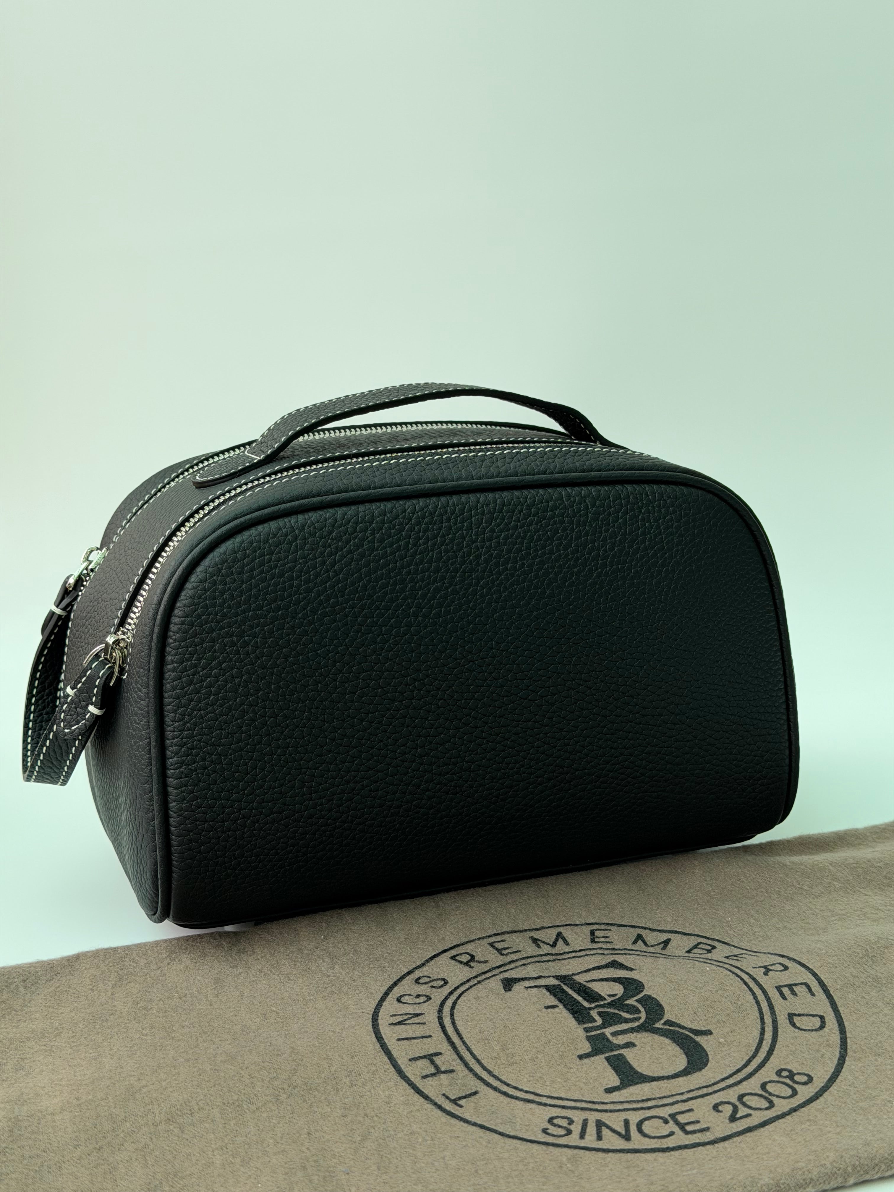 Essential Classic Wash Bag