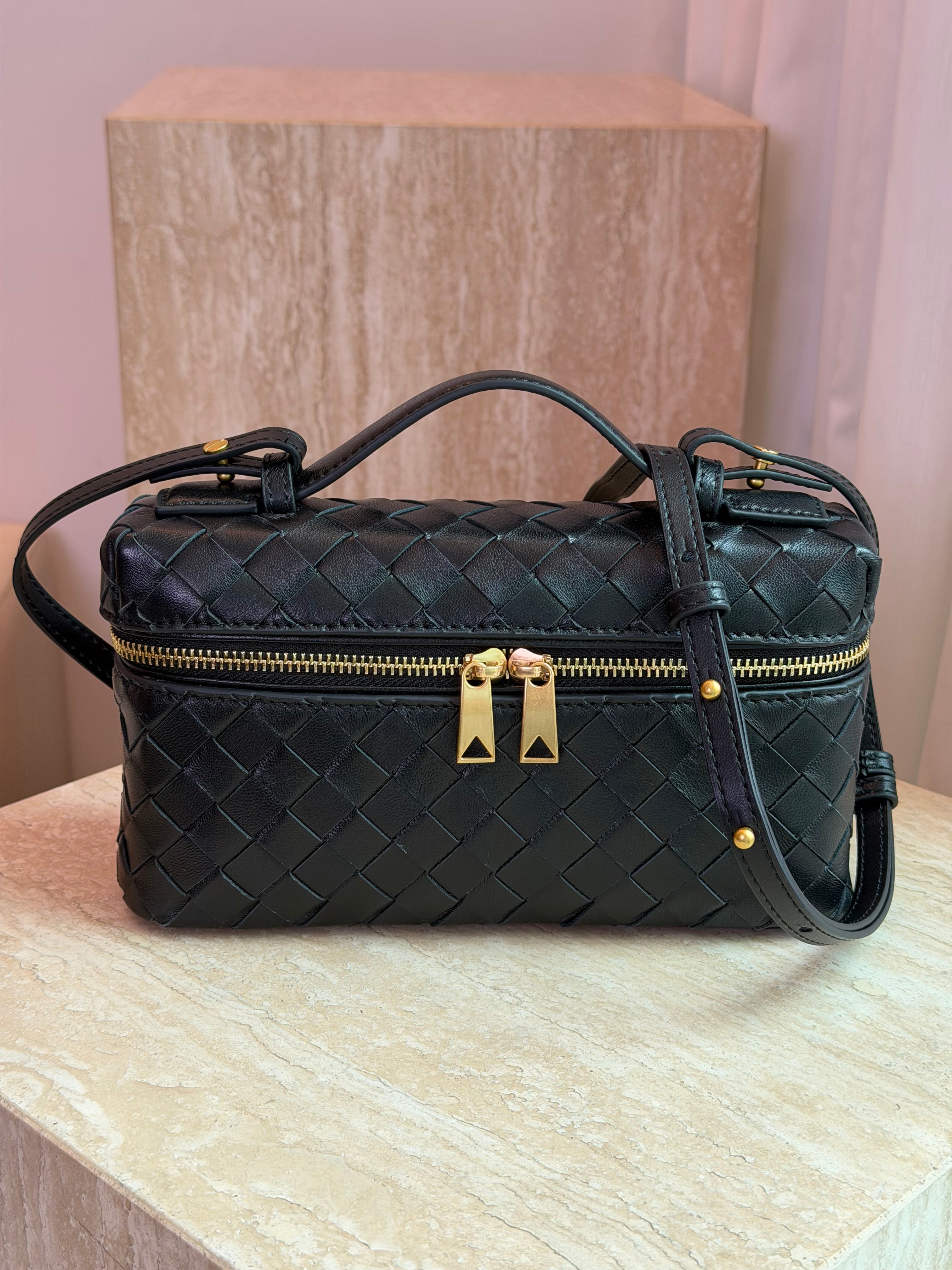 Mckenzie Vanity Case
