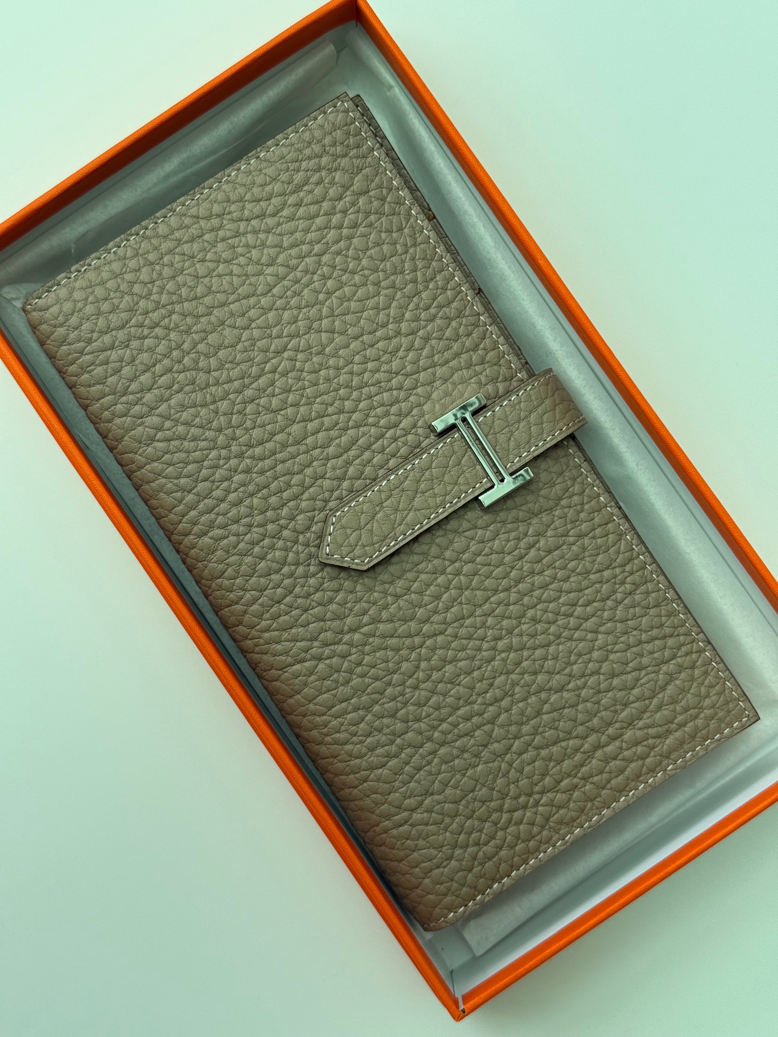 Bi-fold Wallet