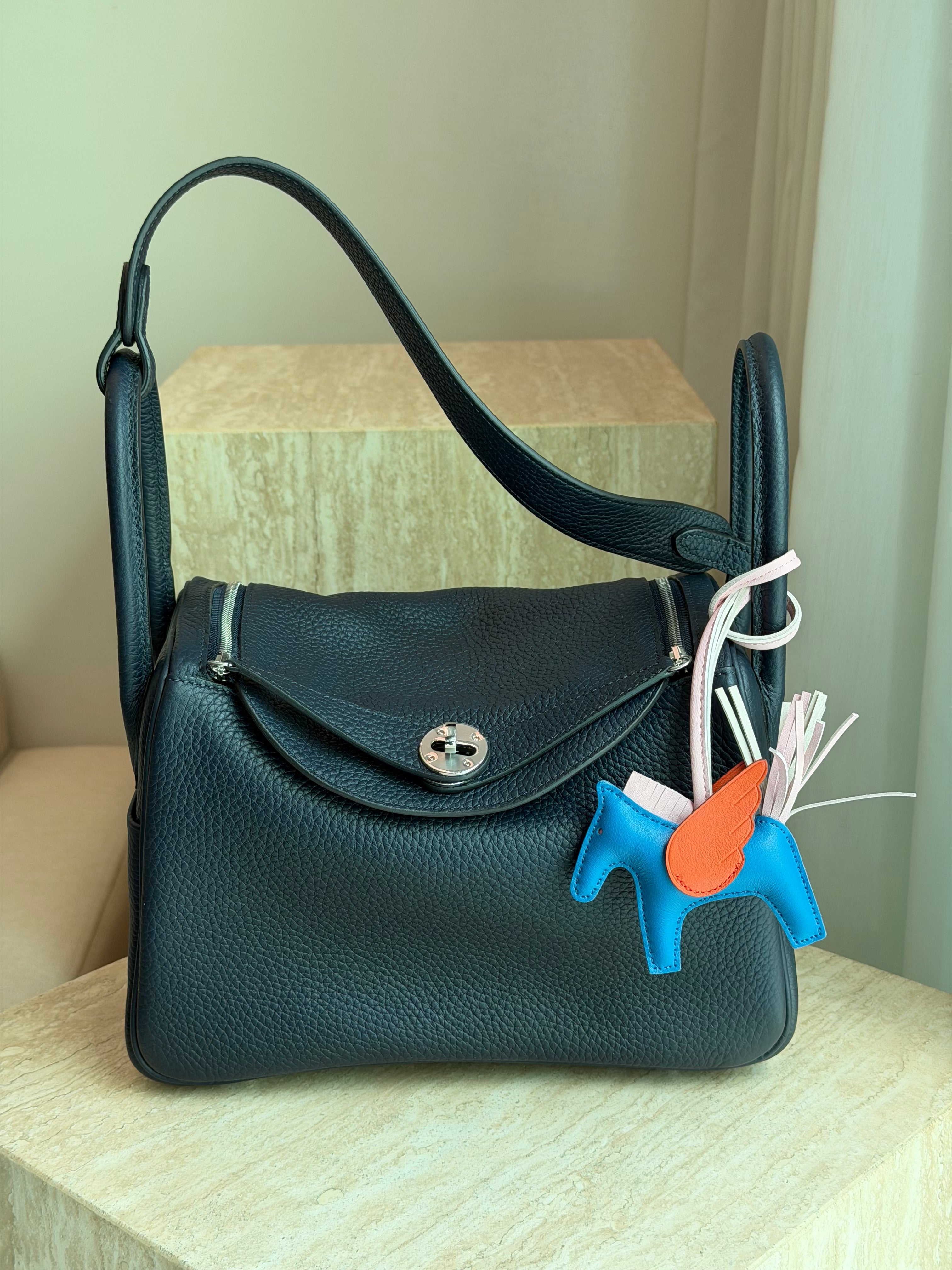 Madison Premium Leather Tote Medium