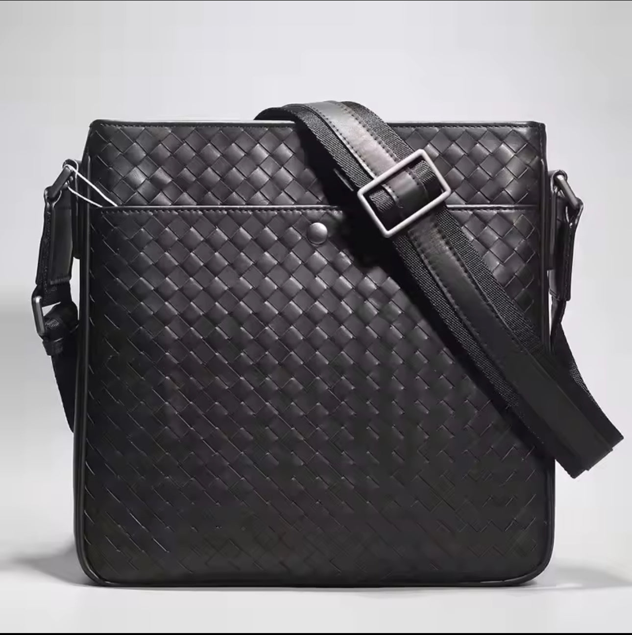 Mckenzie Messenger Bag