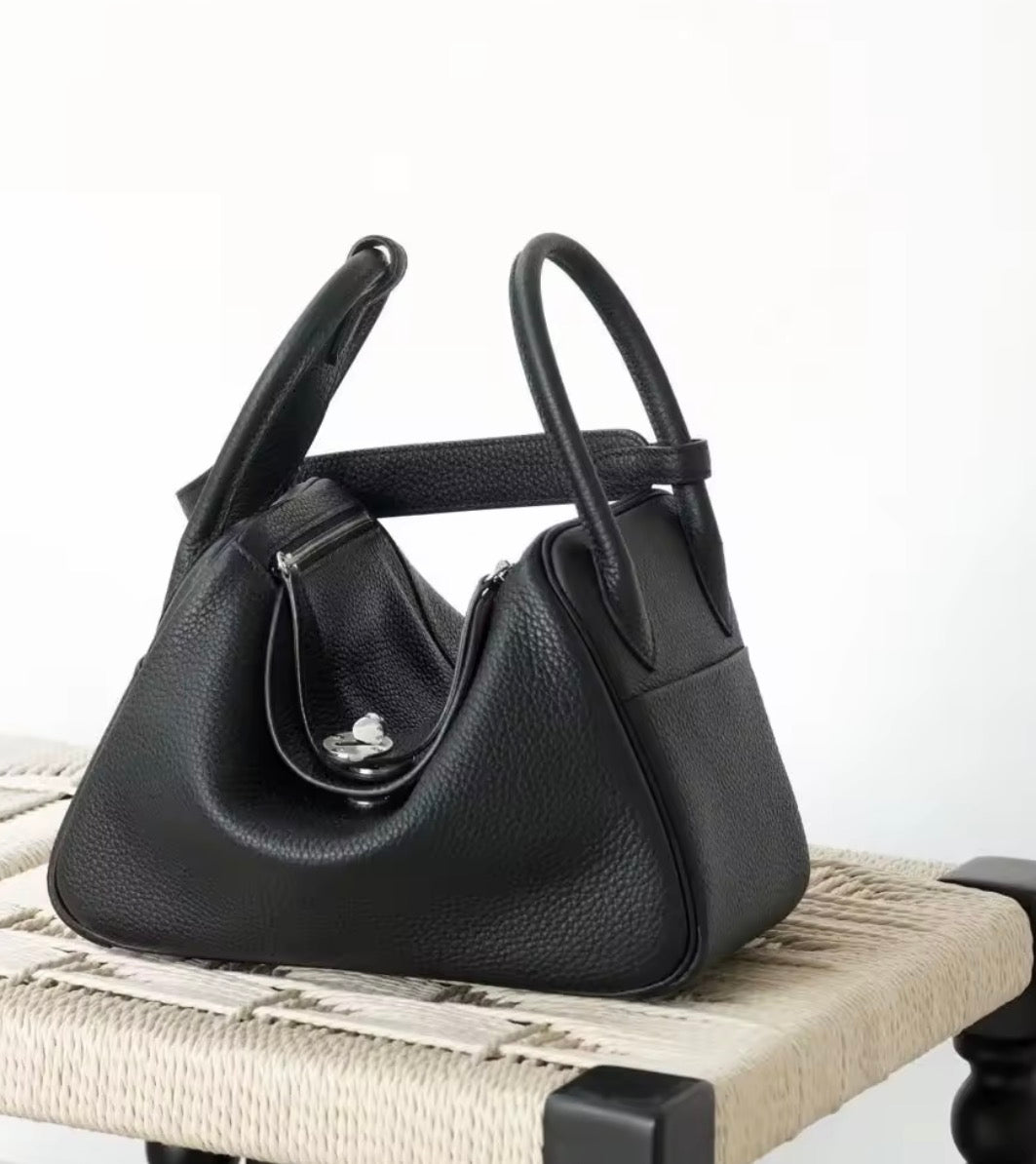 Madison Premium Leather Tote Medium