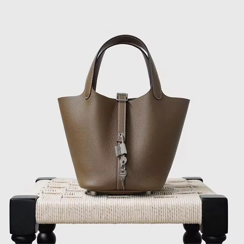 Elisabetta Slouch Bag Premium Leather