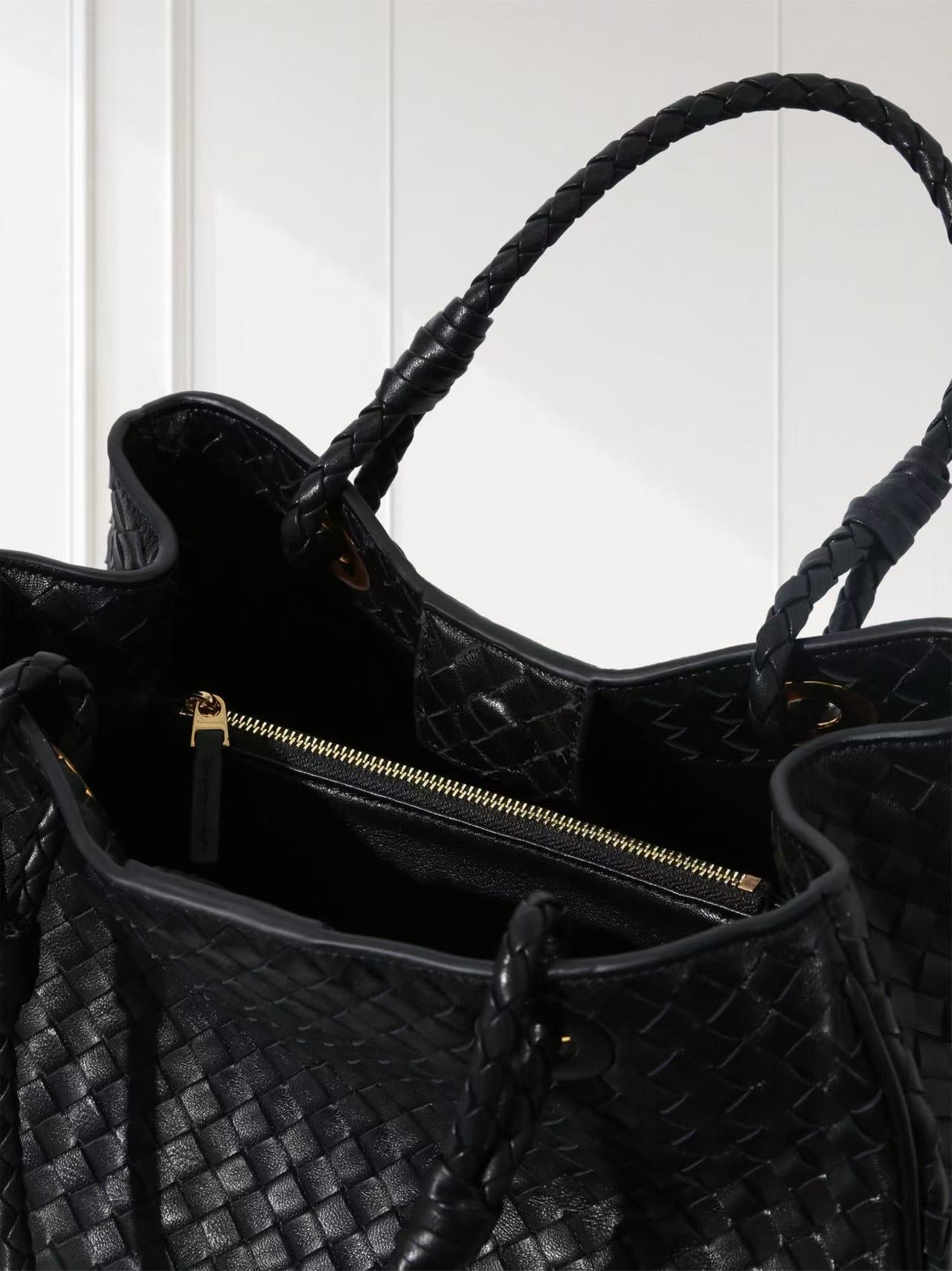 Mckenzie Bauletto Bag