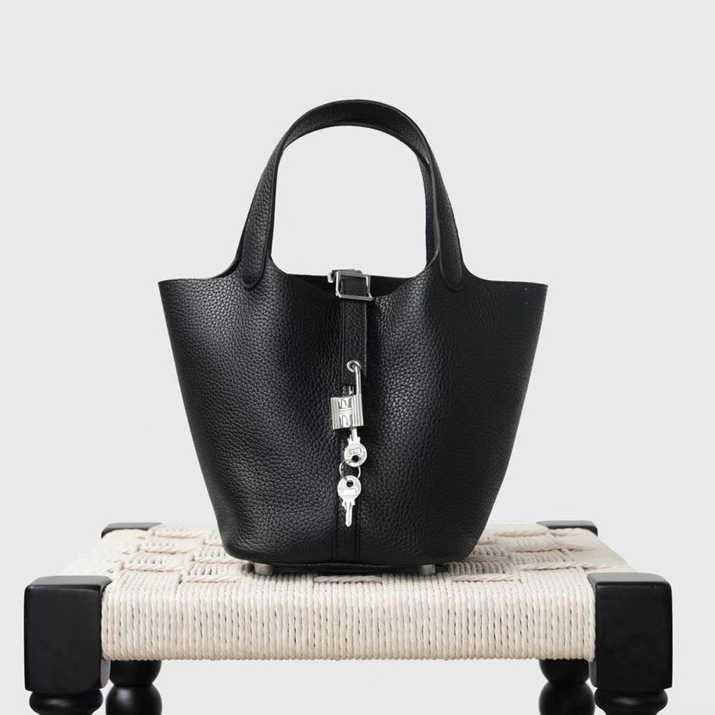 Elisabetta Slouch Bag Premium Leather