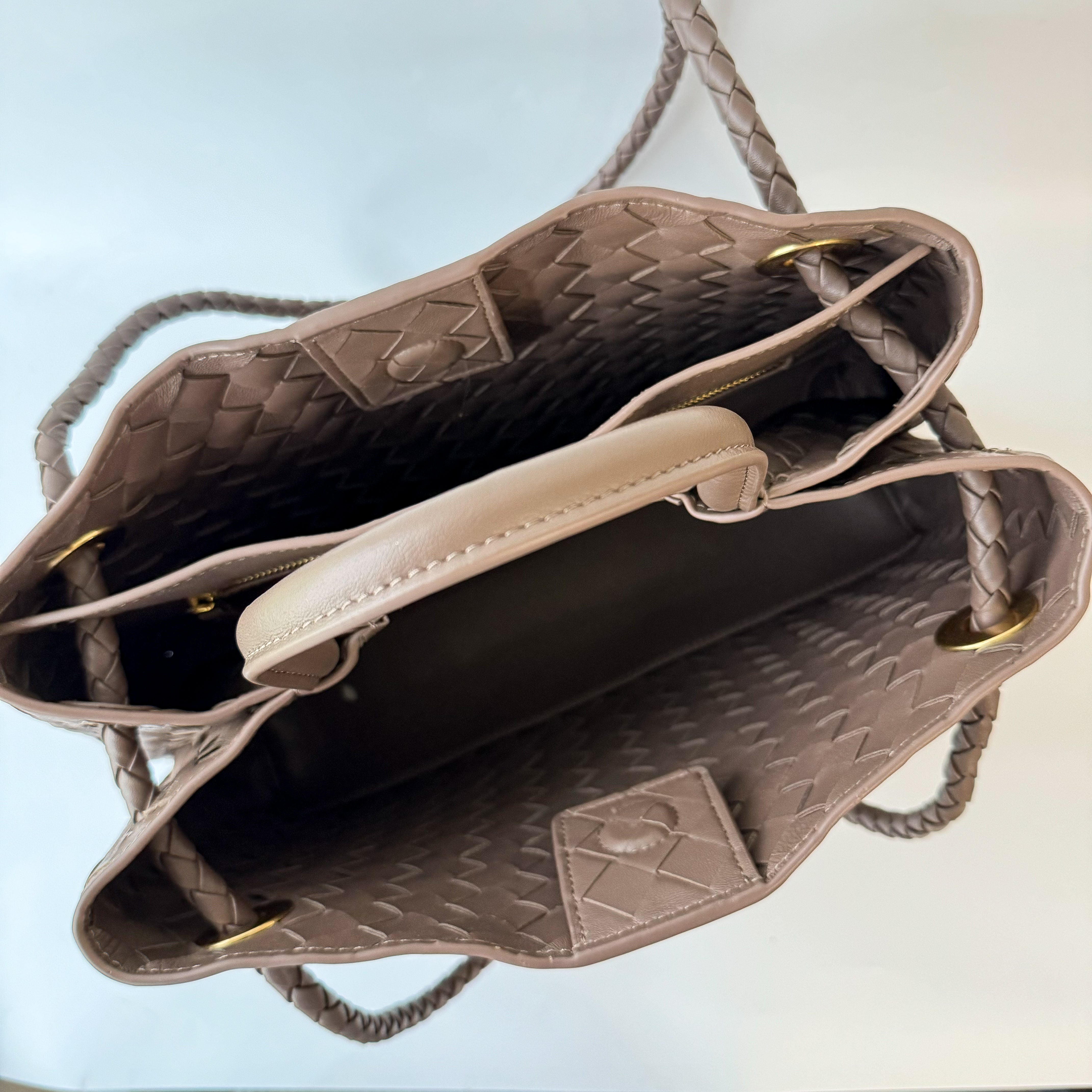 McKenzie Handwoven Bow Bag