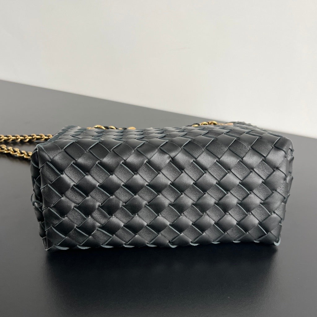 McKenzie Handwoven Bow Bag