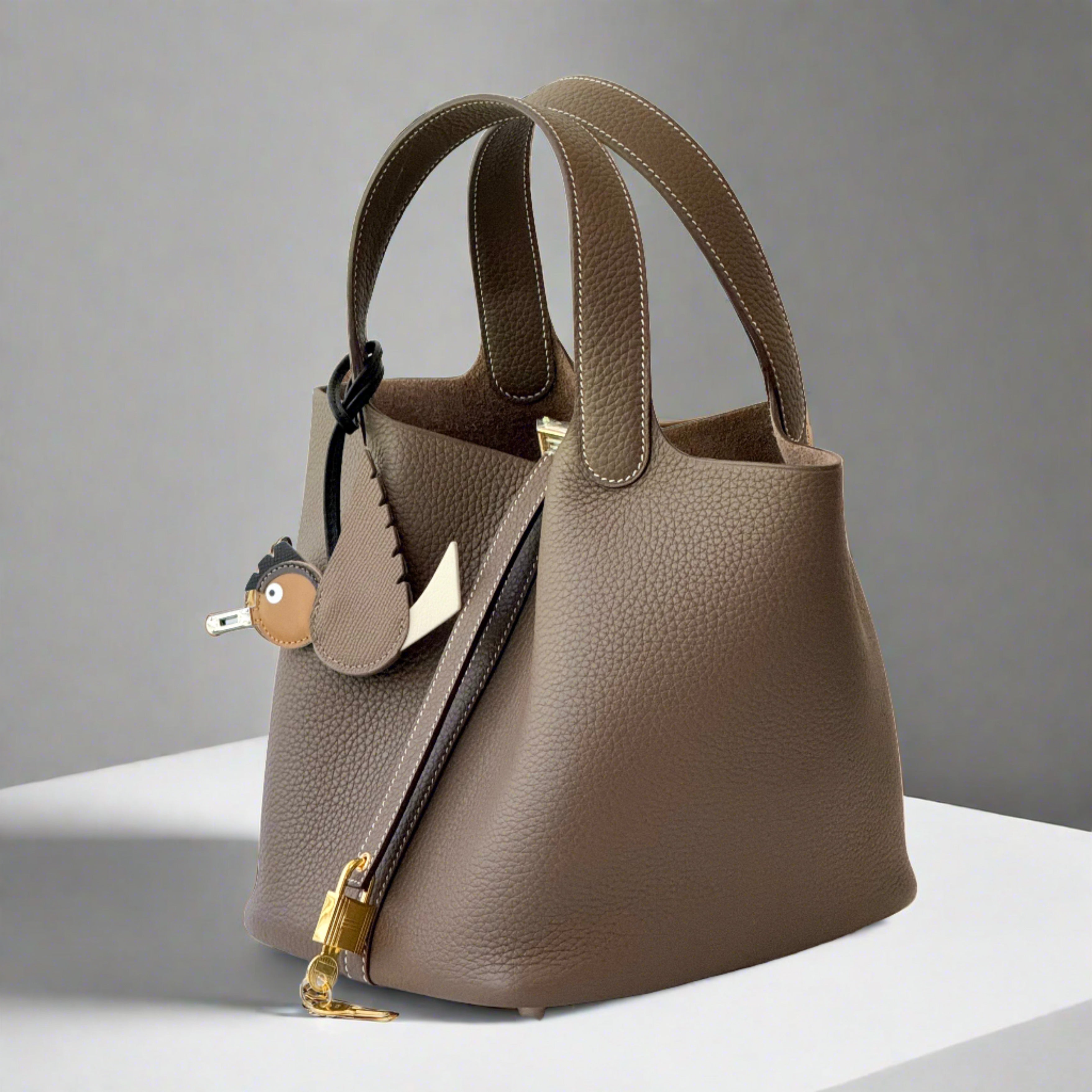 Elisabetta Slouch Bag Handstitched 18/22cm