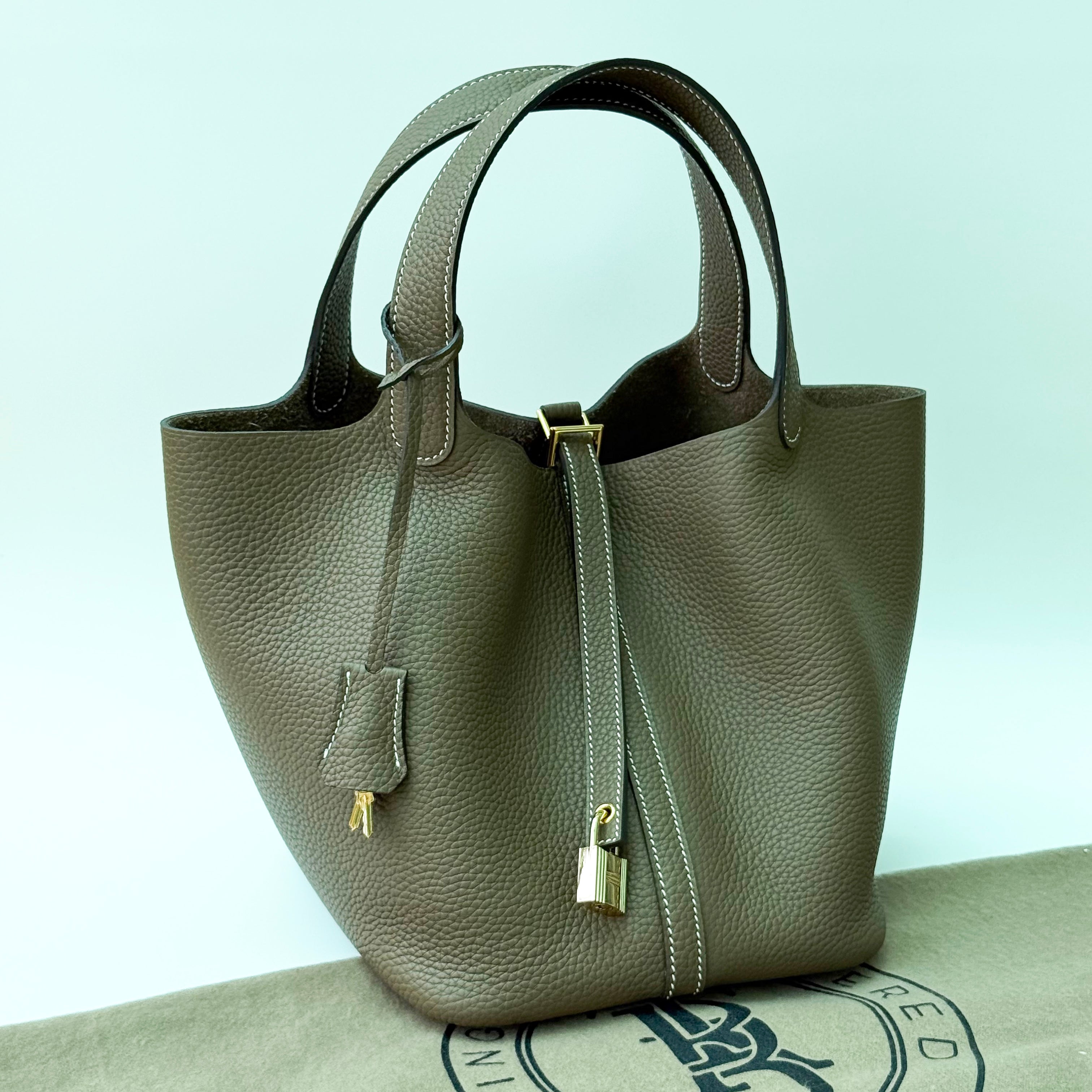 Elisabetta Slouch Bag Premium Leather