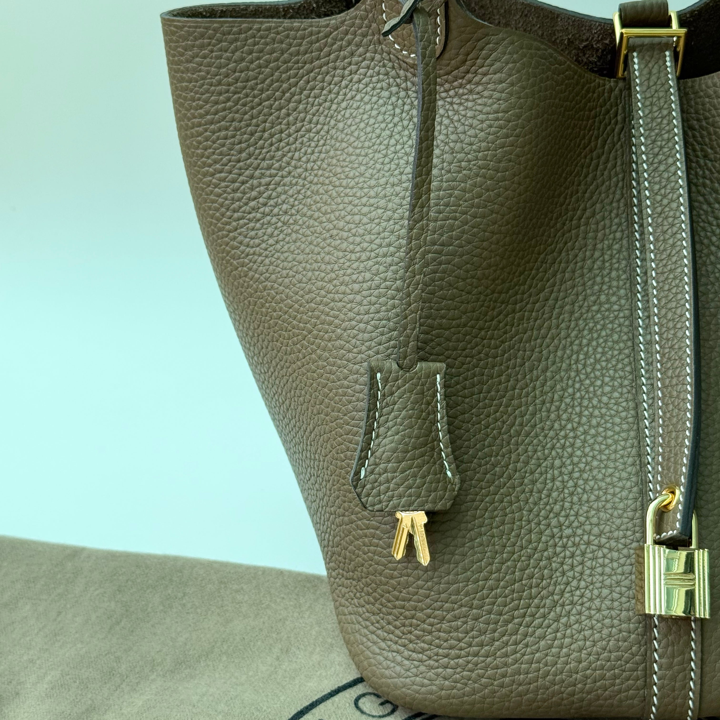 Elisabetta Slouch Bag Premium Leather