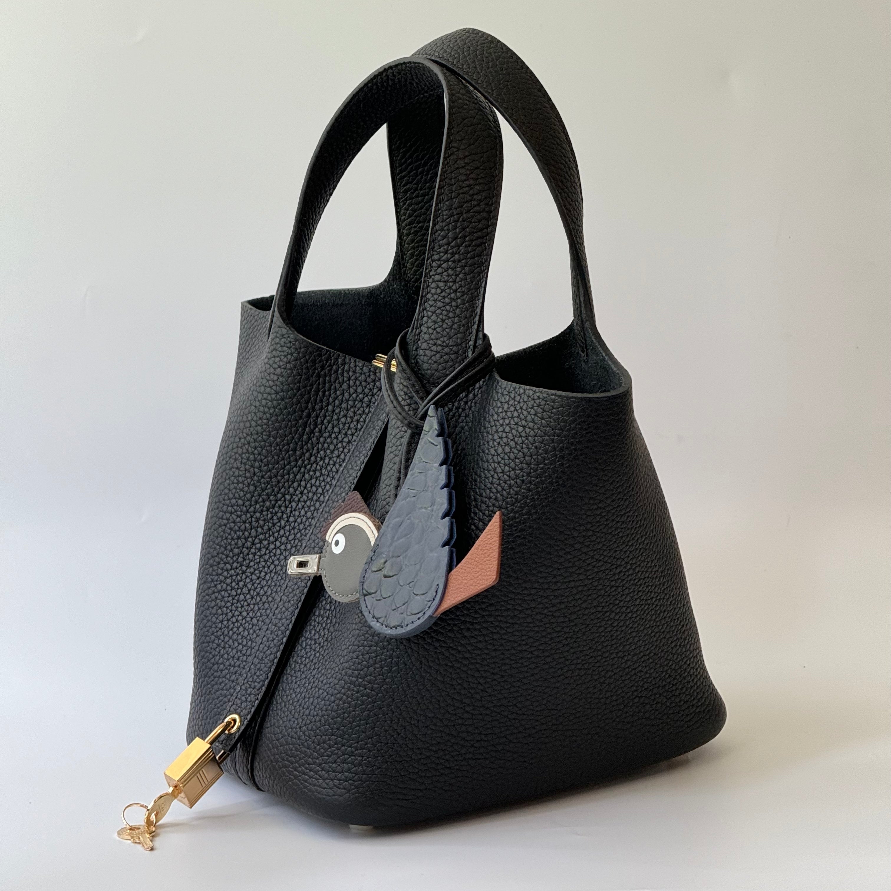 Elisabetta Slouch Bag Handstitched 18/22cm