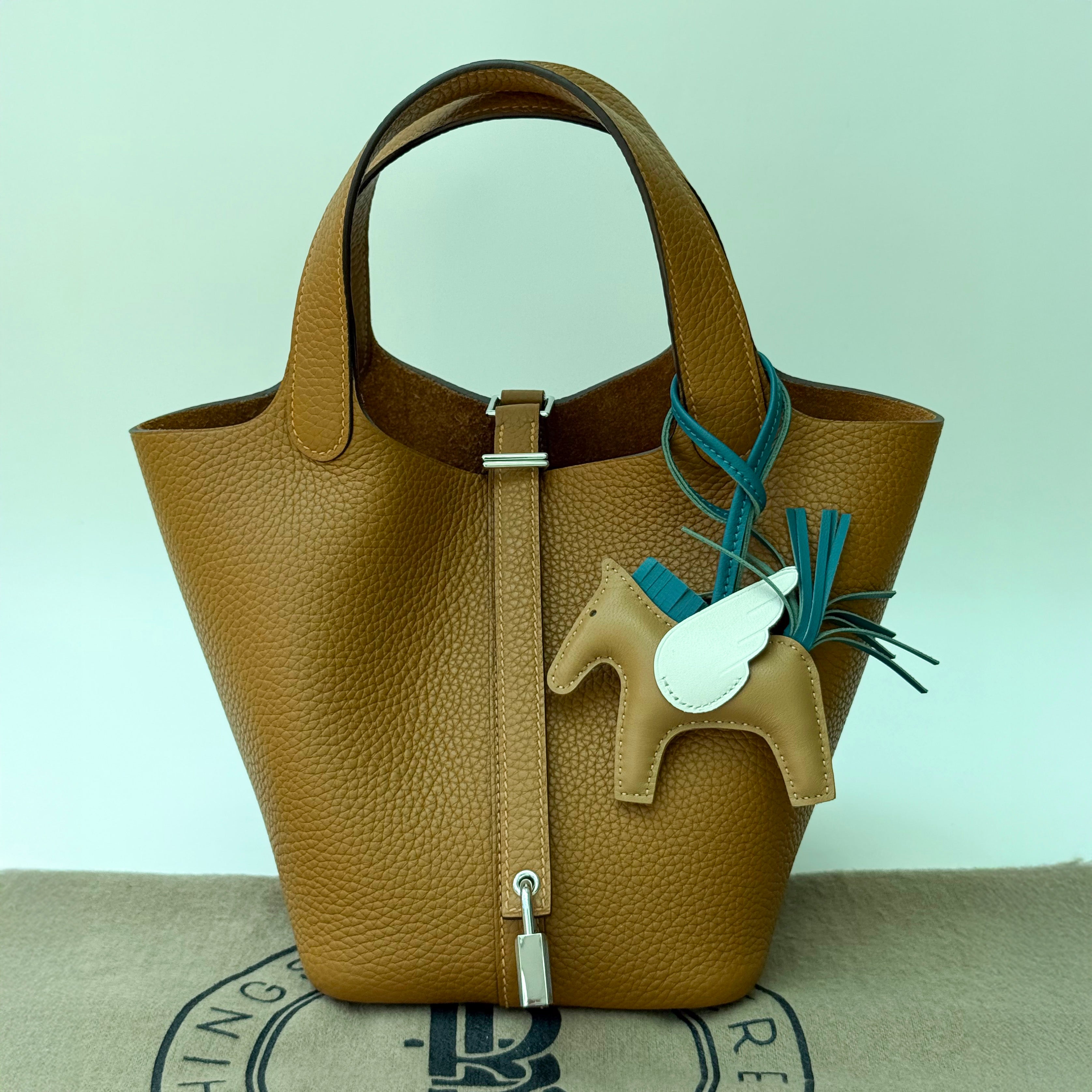 Elisabetta Slouch Bag Handstitched 18/22cm