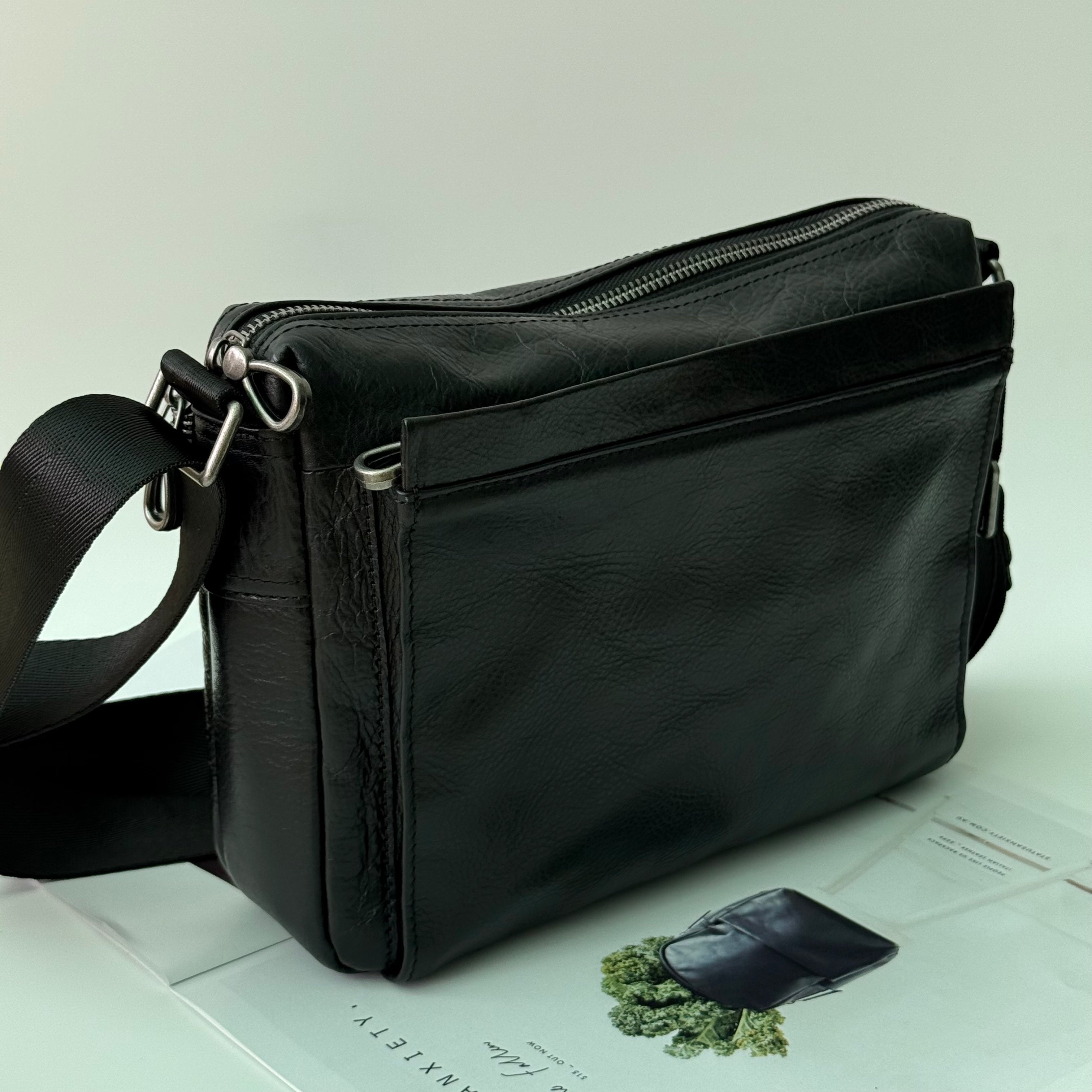 Jollo Mini Messenger Bag