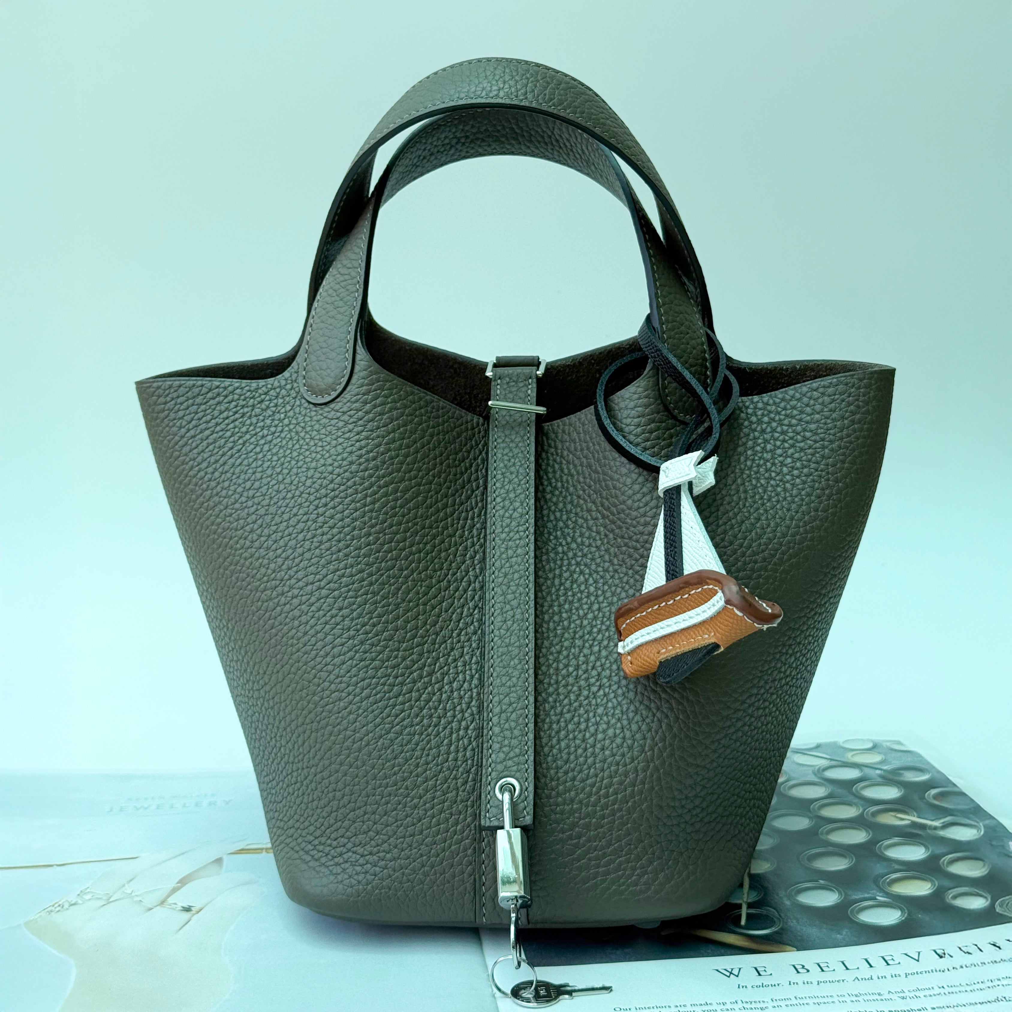 Elisabetta Slouch Bag Handstitched 18/22cm