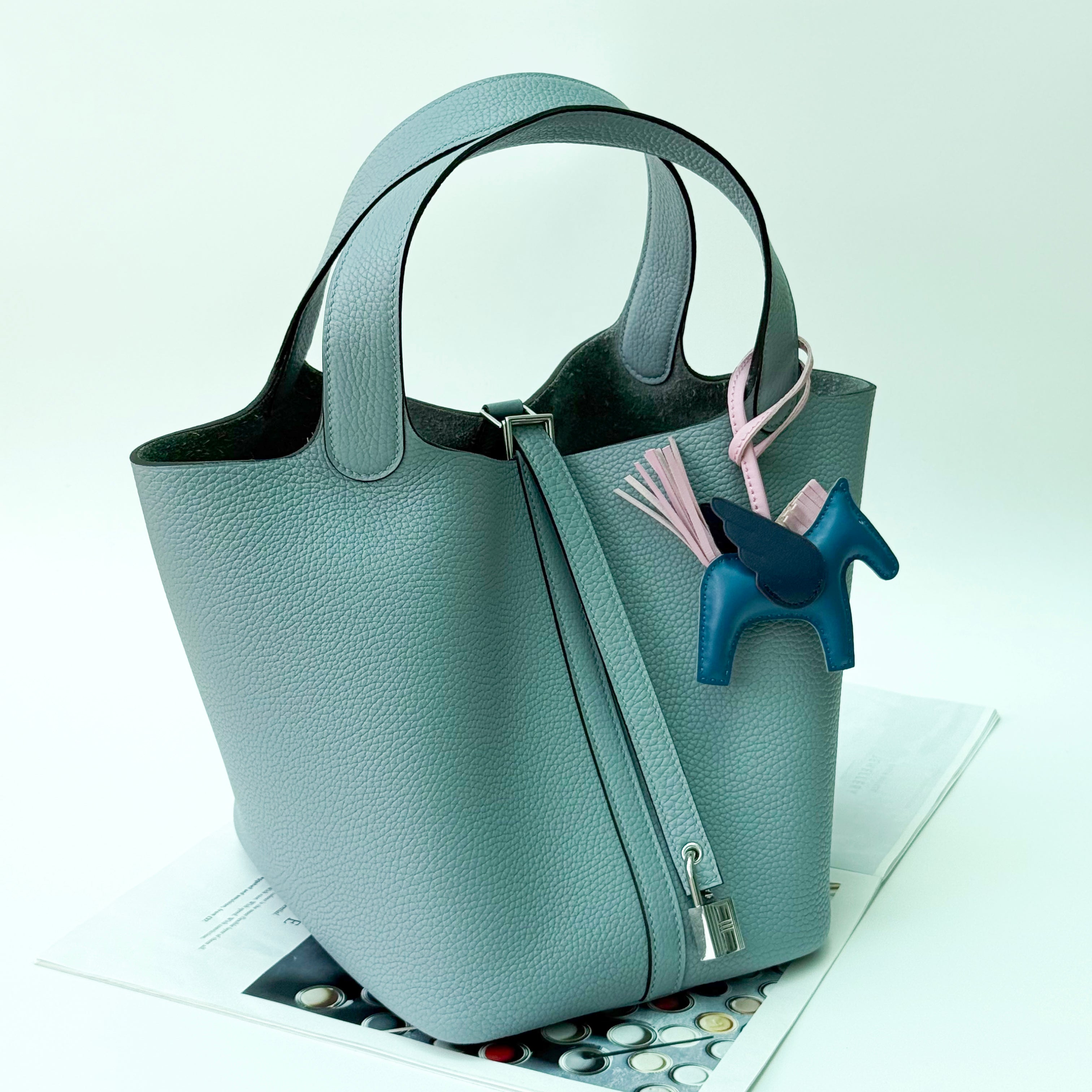 Elisabetta Slouch Bag Handstitched 18/22cm