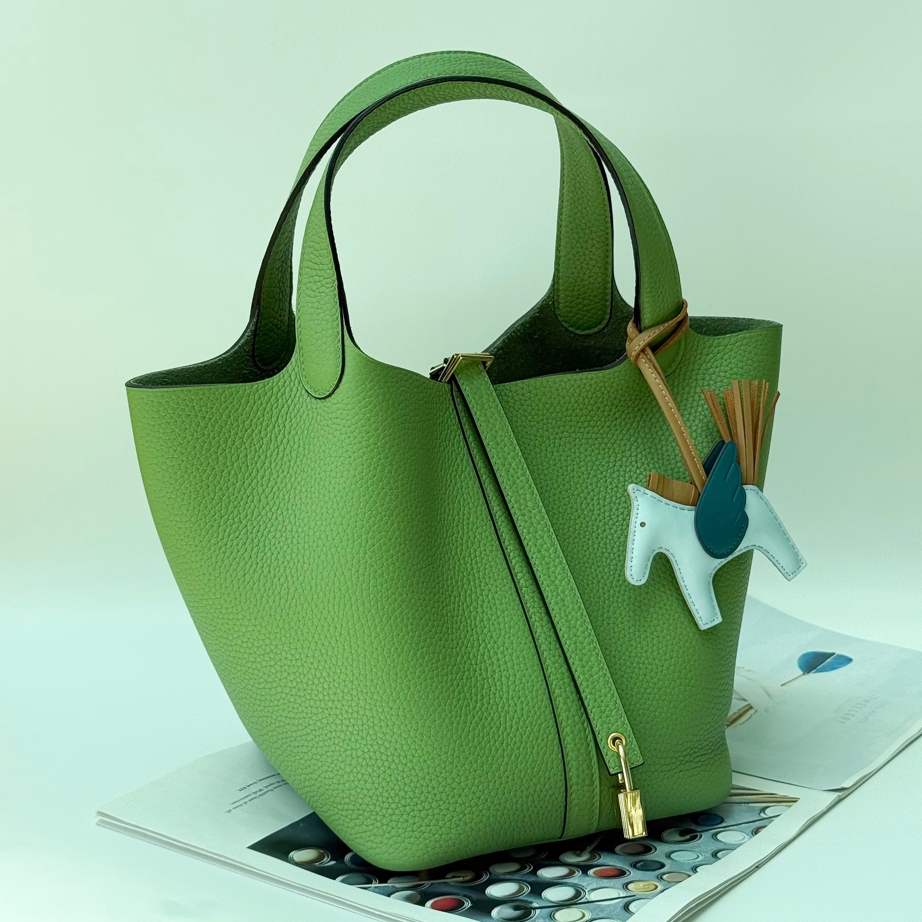 Elisabetta Slouch Bag Handstitched 18/22cm