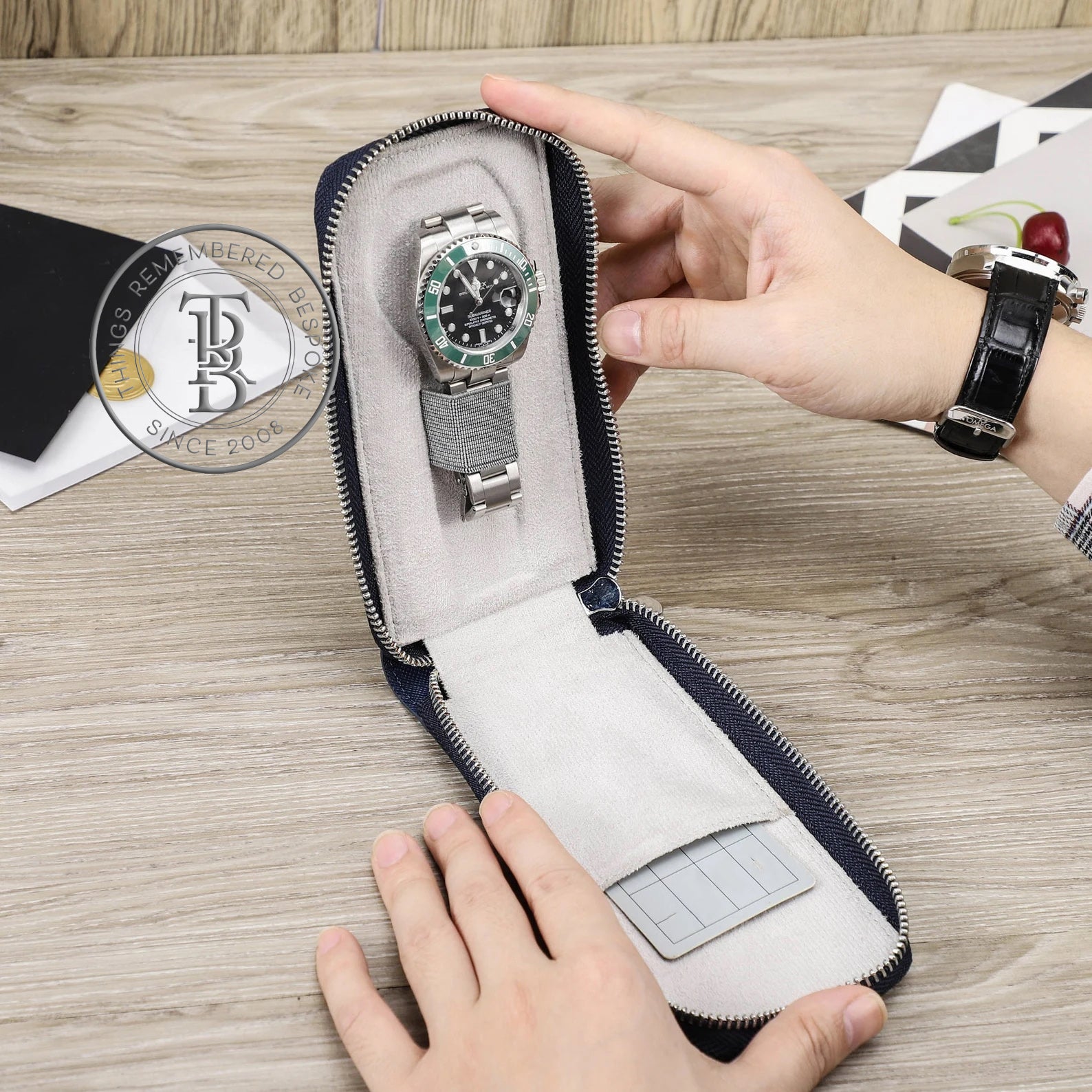 Single Watch Roll Holder