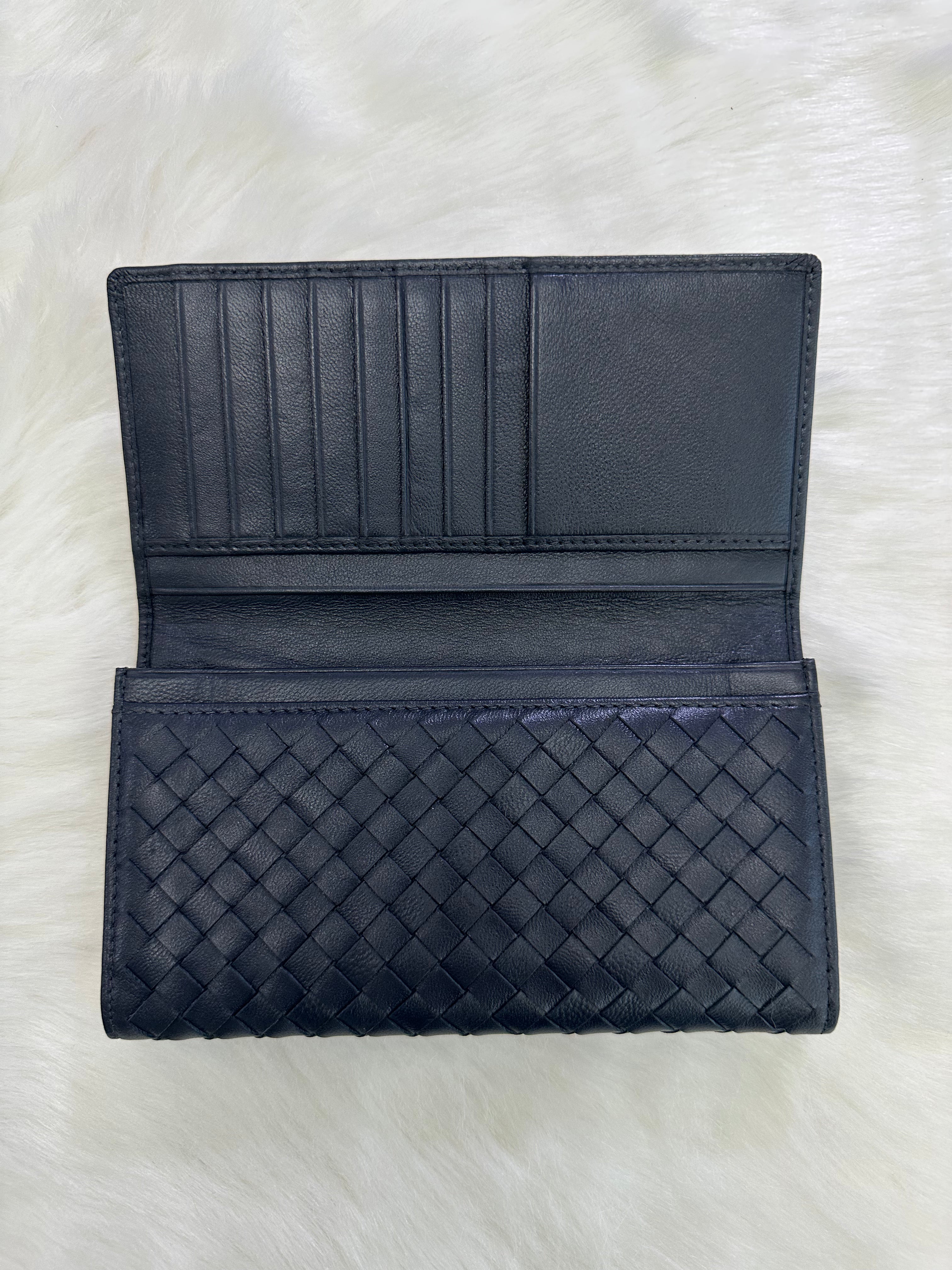 Mckenzie 8-11 Card Billfold Wallet