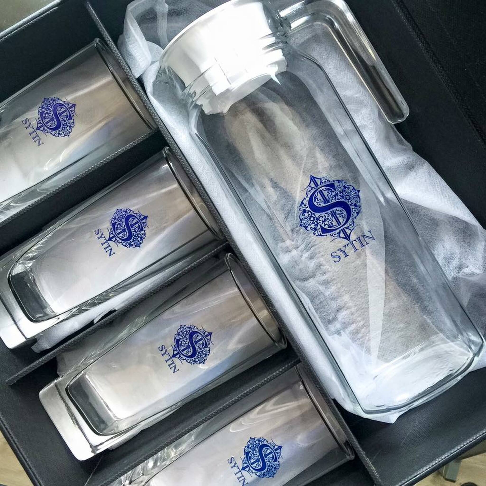 5pc Pitcher and Glass Set with Black Leather Flip Top Lid Box