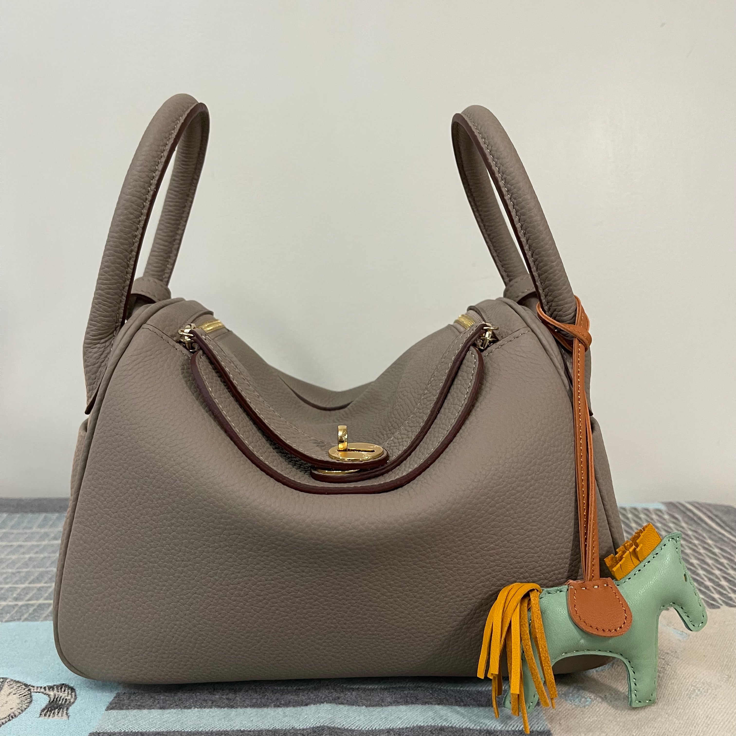 Madison Premium Leather Tote Medium