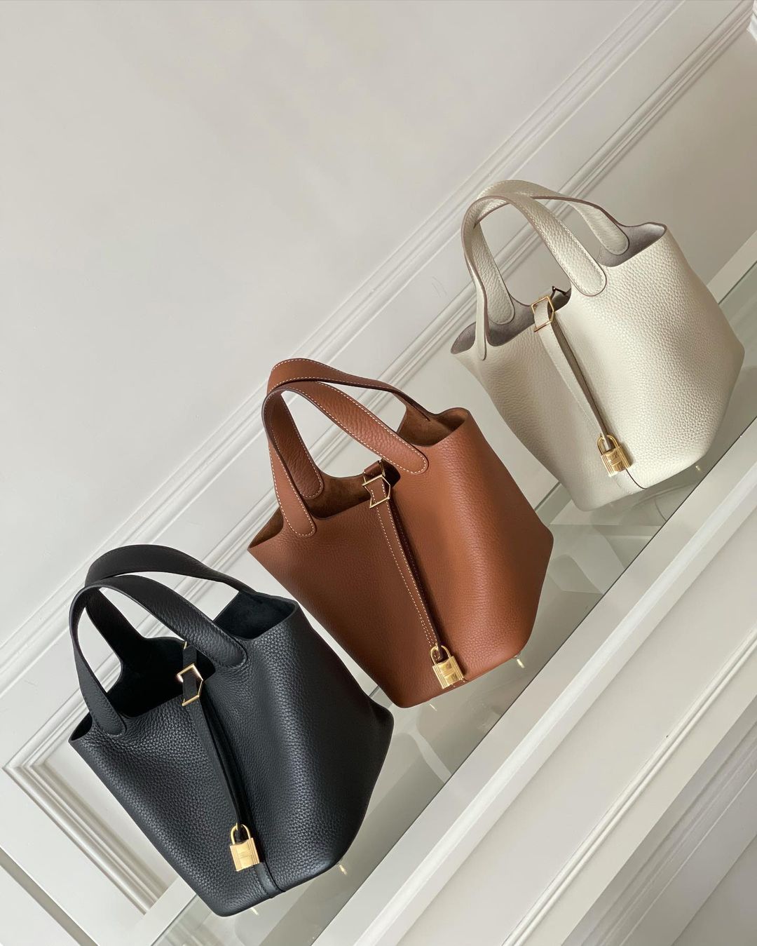 Elisabetta Slouch Bag Handstitched 18/22cm