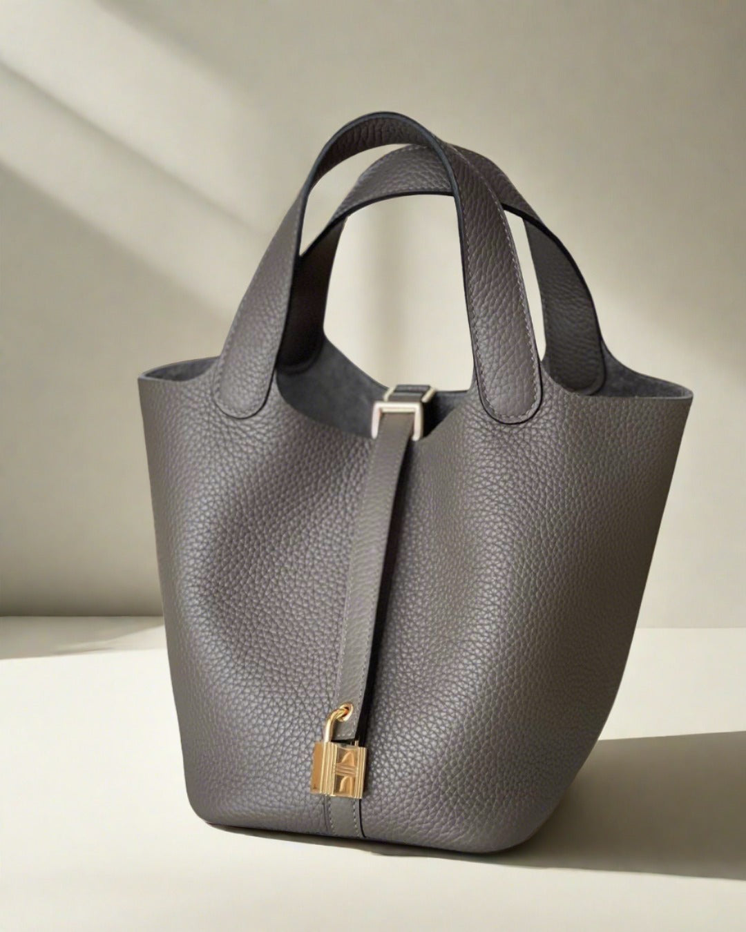 Elisabetta Slouch Bag Handstitched 18/22cm