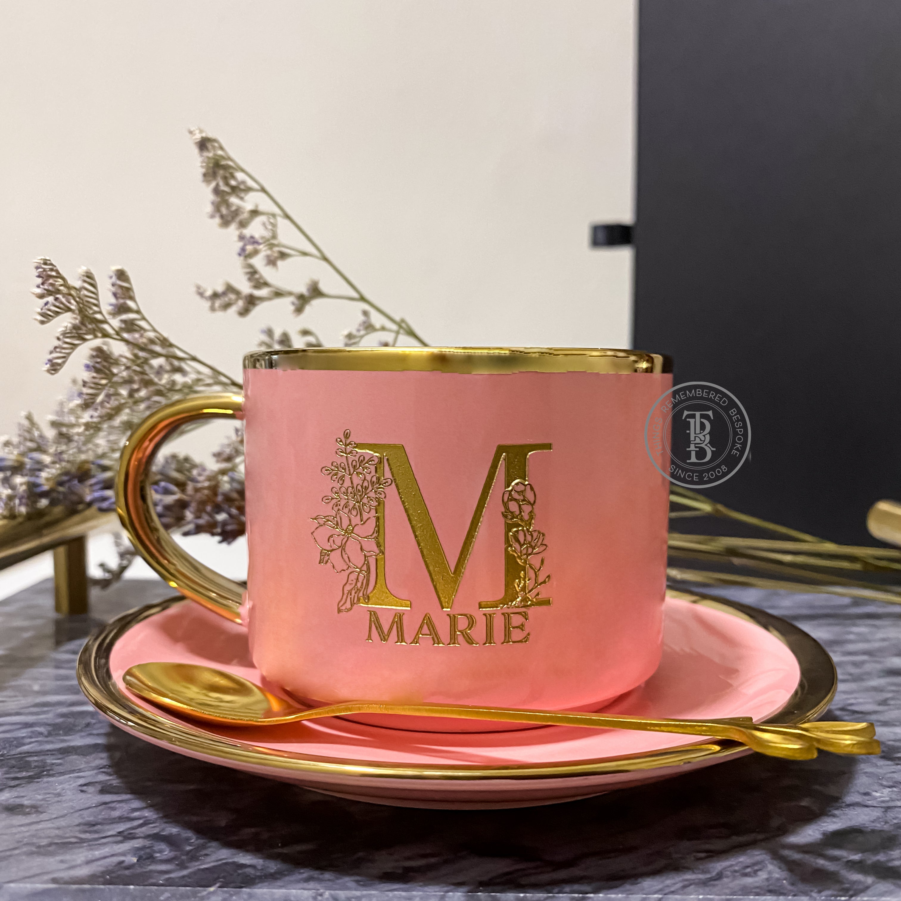 Morgan Cup and Saucer Set with Leather Box