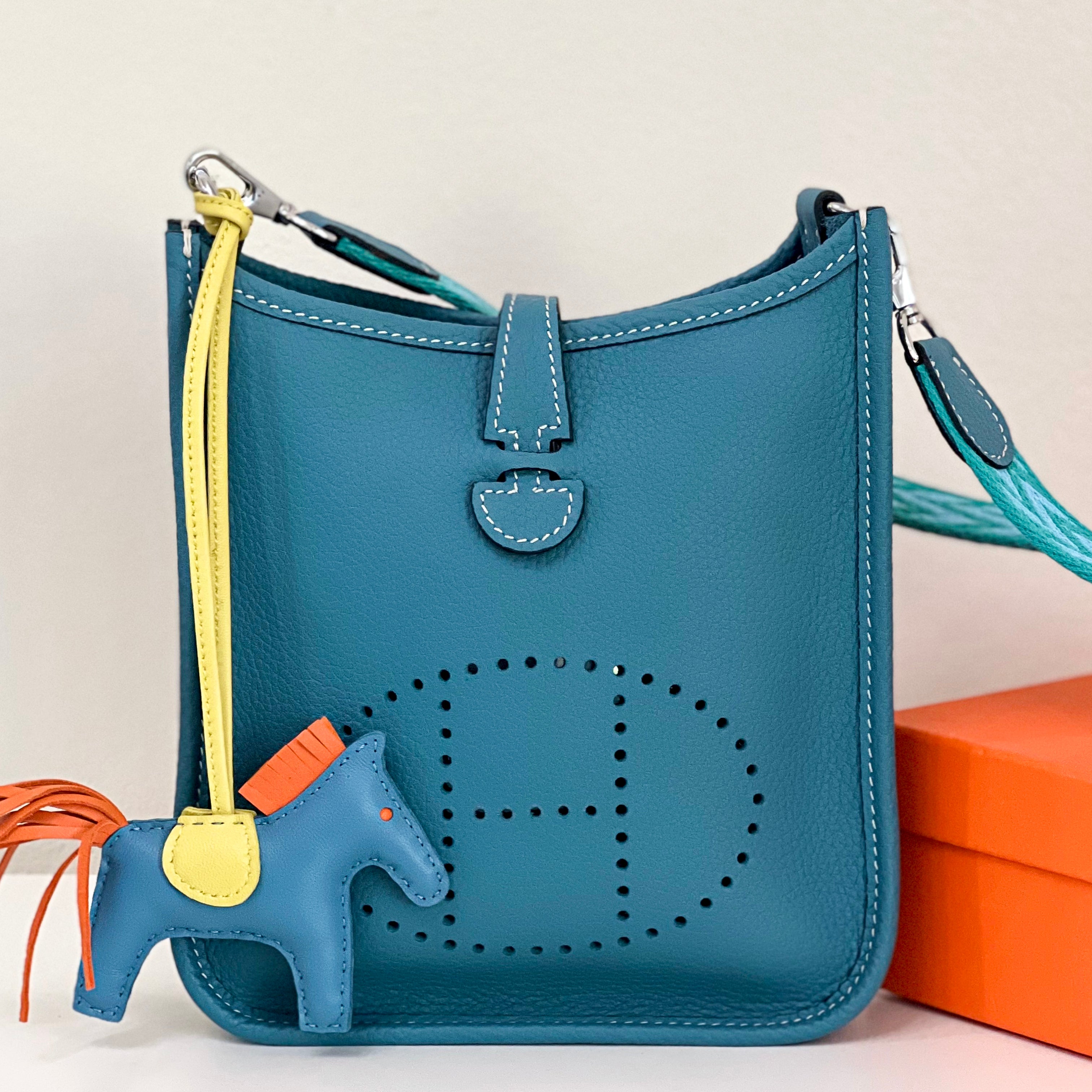 Margaux TPM/PM/GM Shoulder Bag