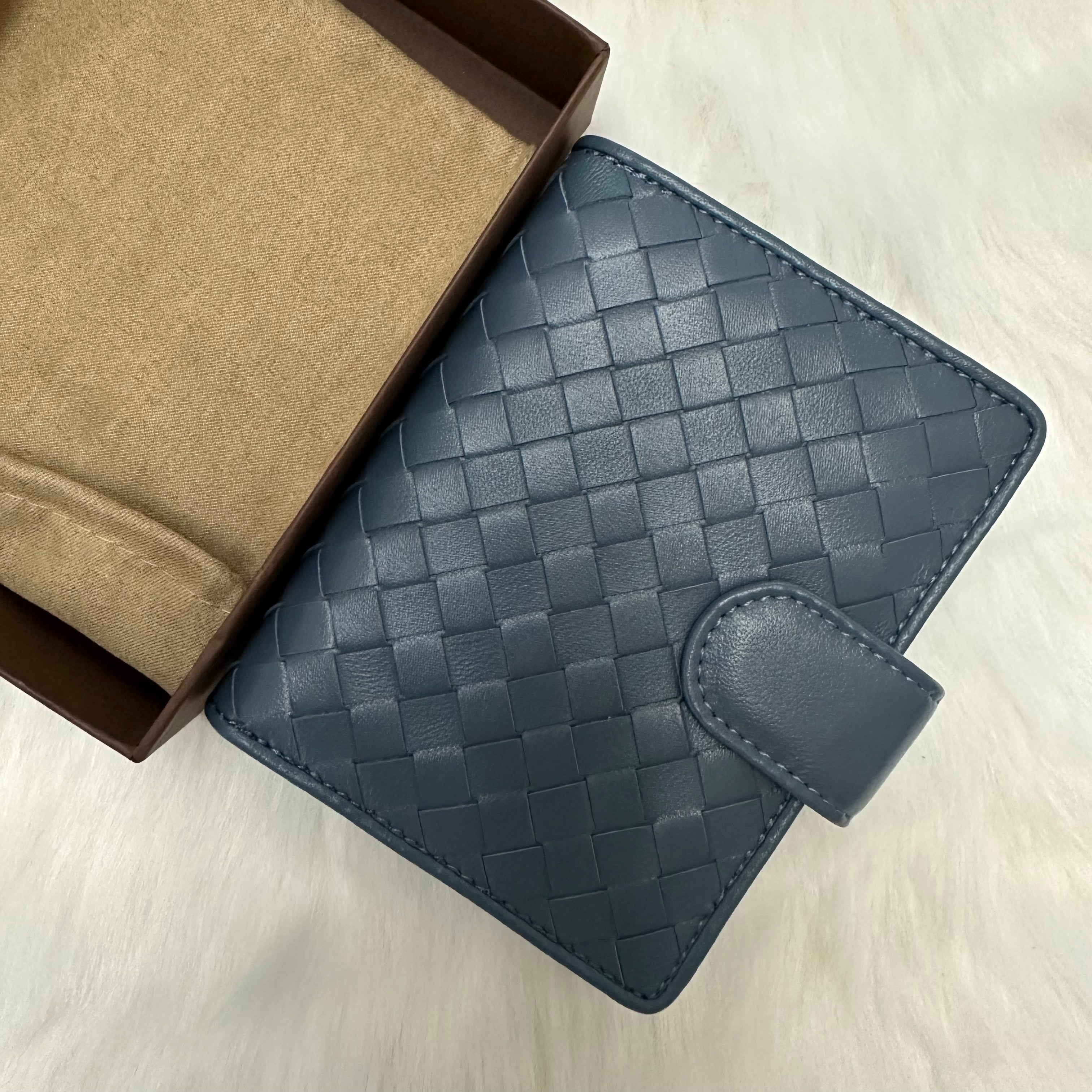 McKenzie Short Handwoven Wallet
