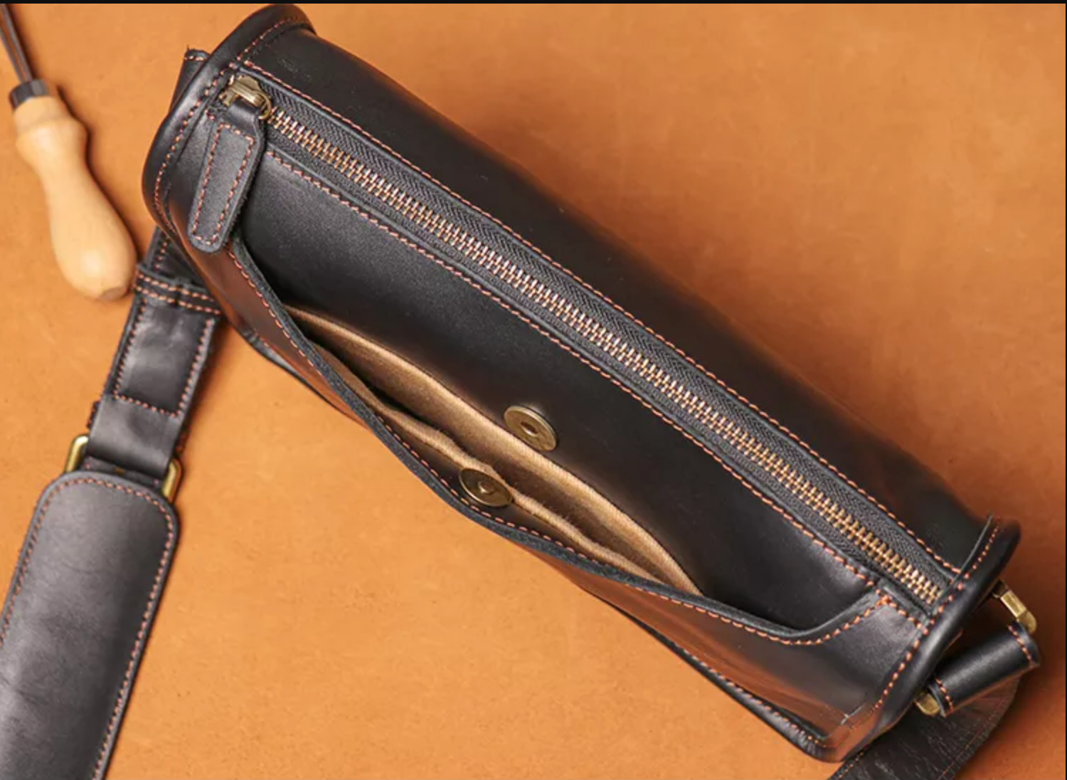 Matthew Messenger Bag