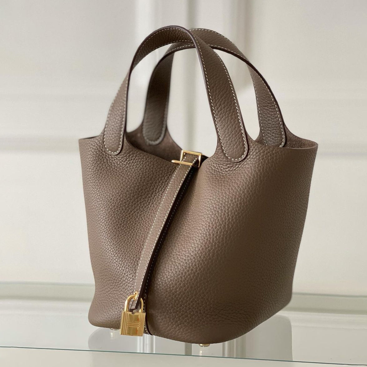 Elisabetta Slouch Bag Handstitched 18/22cm