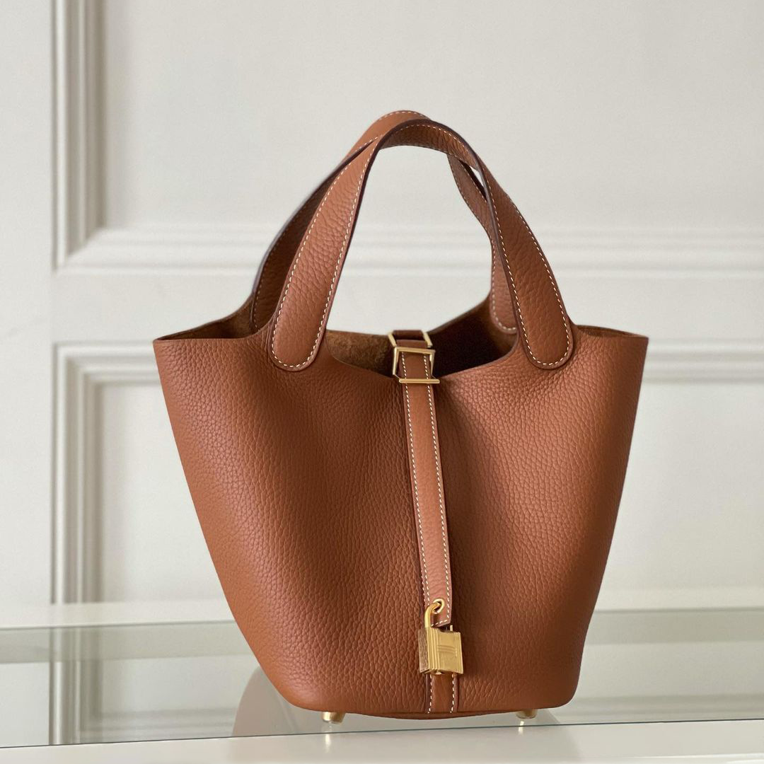 Elisabetta Slouch Bag Handstitched 18/22cm