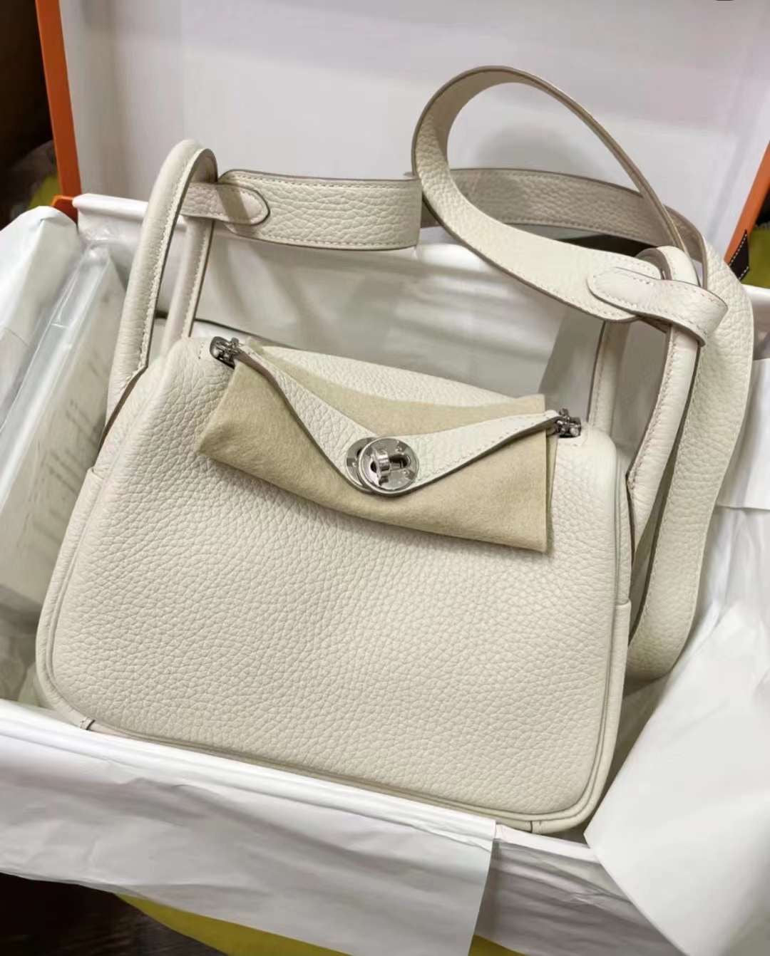 Madison Premium Hand Stitched Leather Tote