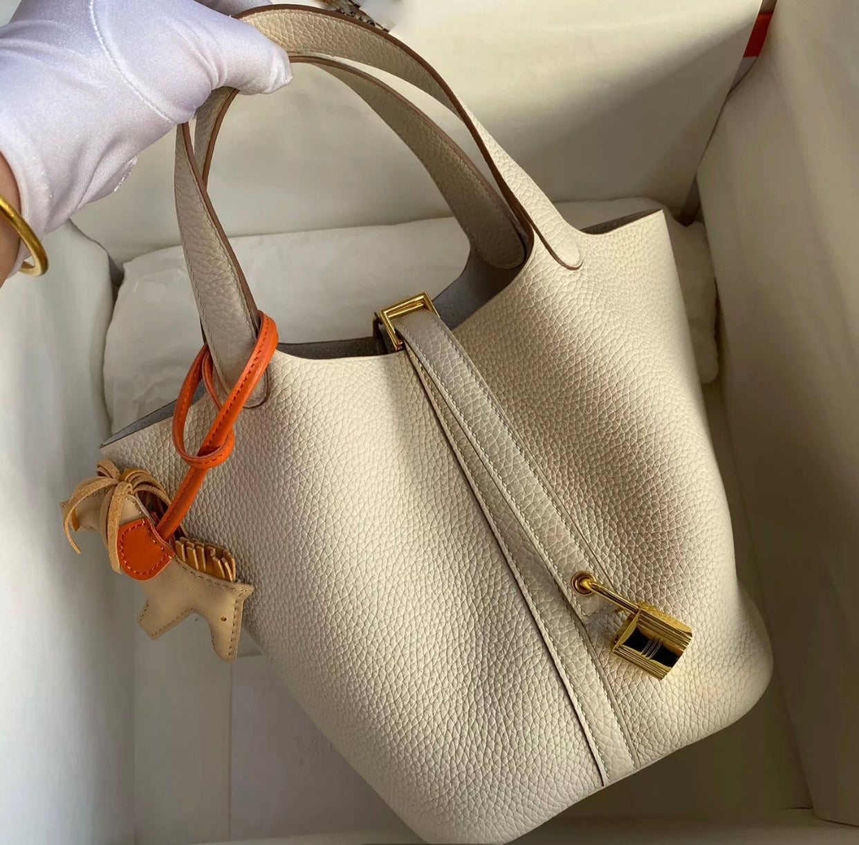 Elisabetta Slouch Bag Handstitched 18/22cm