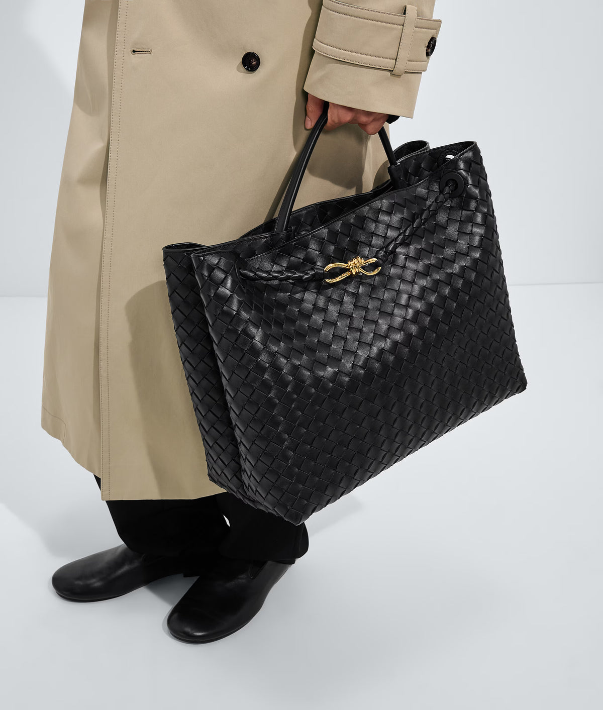 McKenzie Handwoven Bow Bag